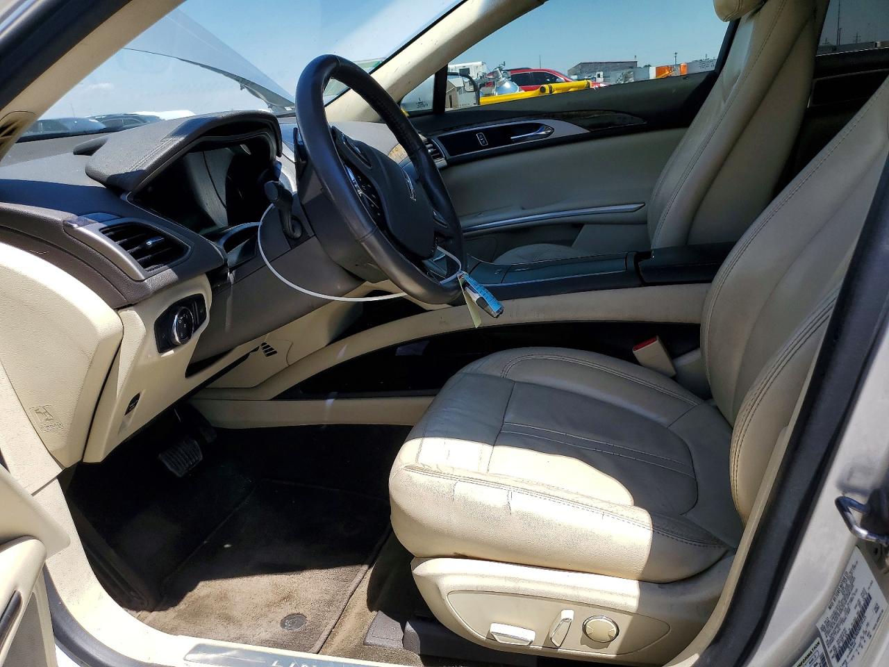 2013 Lincoln Mkz Silver vin: 3LN6L2G90DR819125