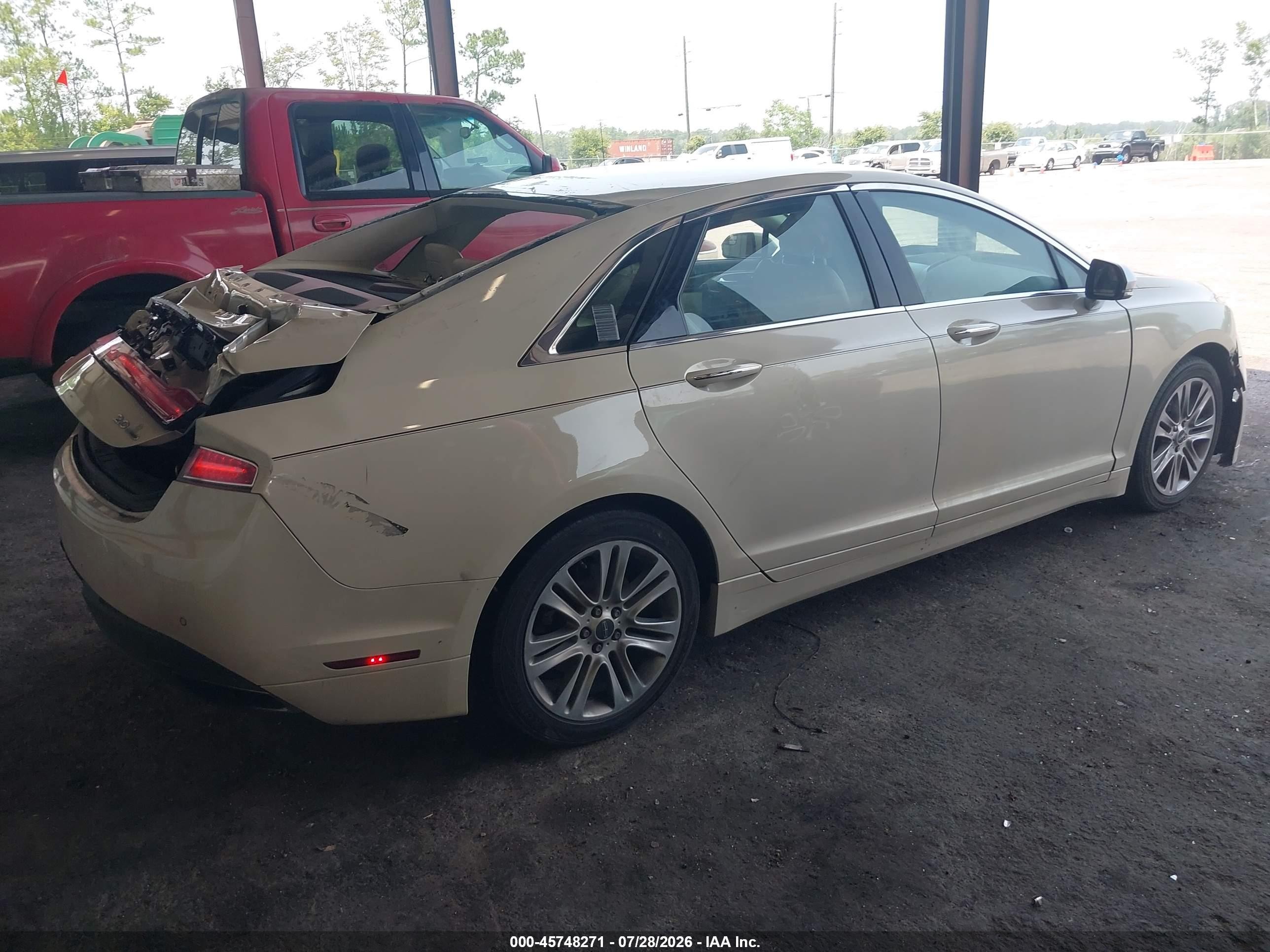 2015 Lincoln Mkz   White vin: 3LN6L2G90FR628419