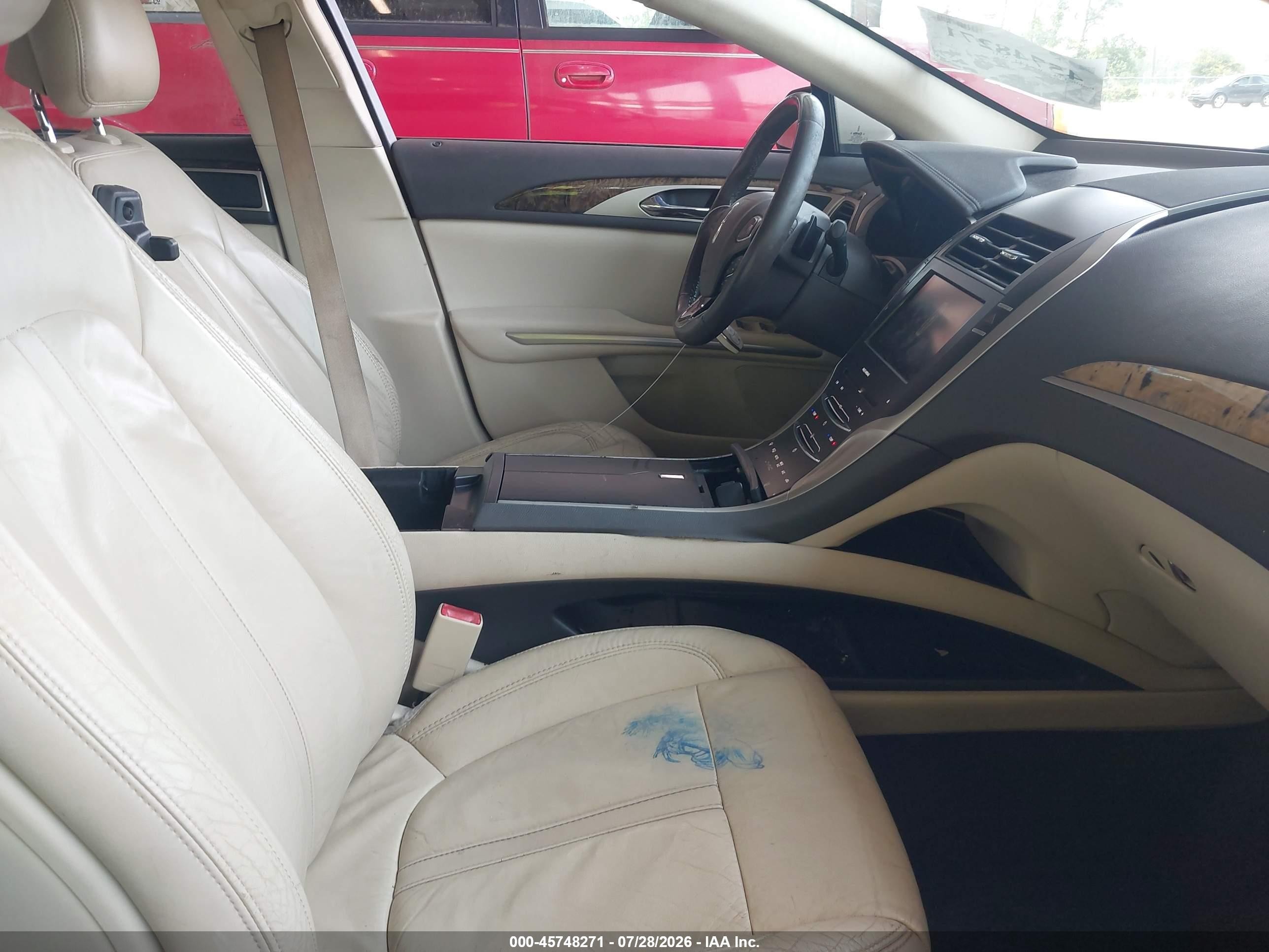 2015 Lincoln Mkz   White vin: 3LN6L2G90FR628419