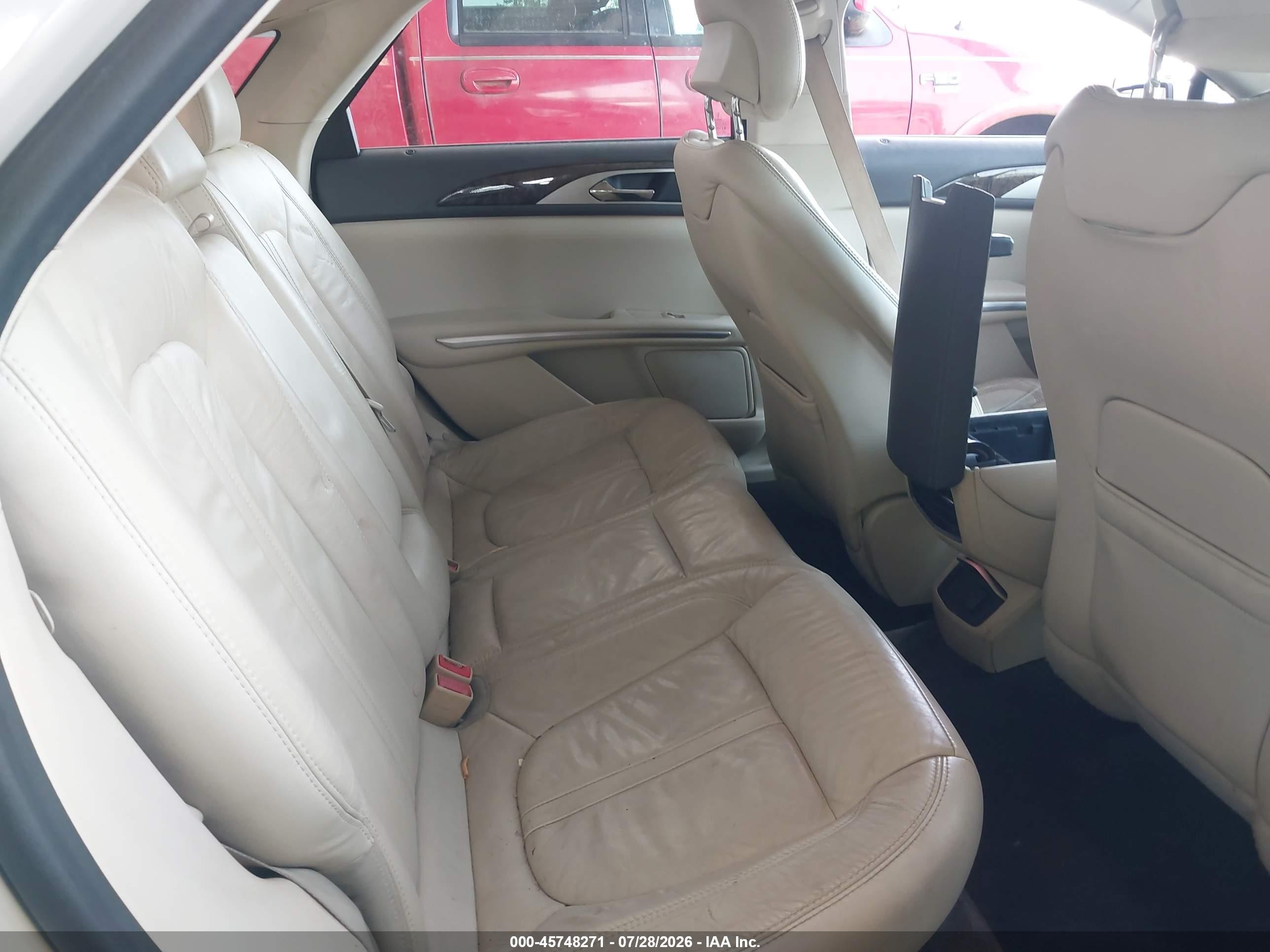 2015 Lincoln Mkz   White vin: 3LN6L2G90FR628419