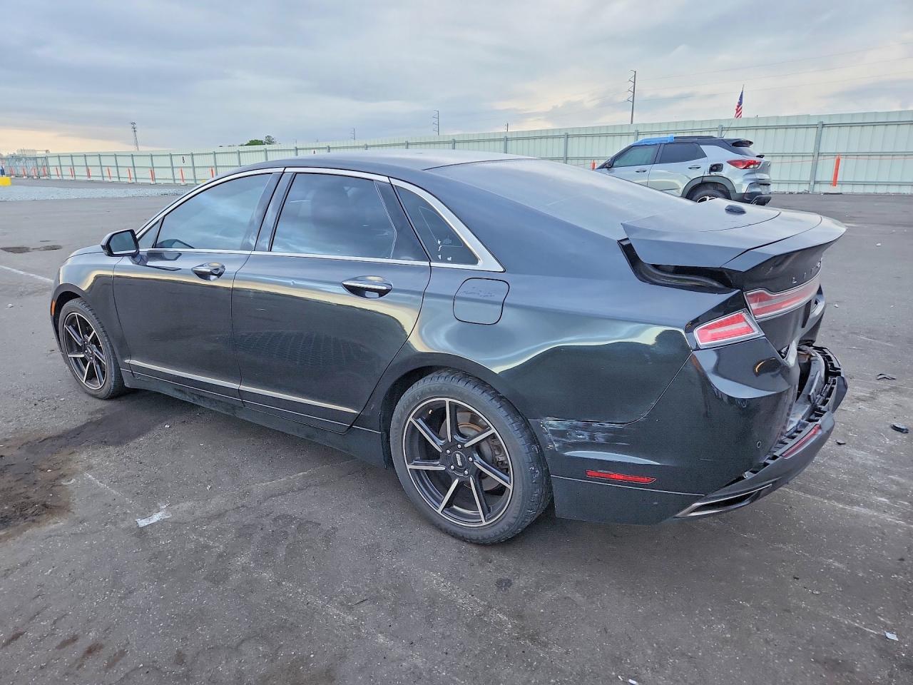 2013 Lincoln Mkz Black vin: 3LN6L2G91DR812460