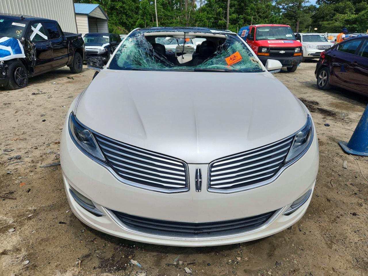2013 Lincoln Mkz White vin: 3LN6L2G91DR815309