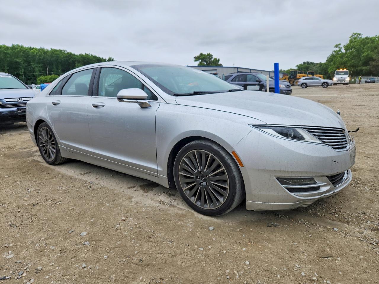 2014 Lincoln Mkz Silver vin: 3LN6L2G92ER807933