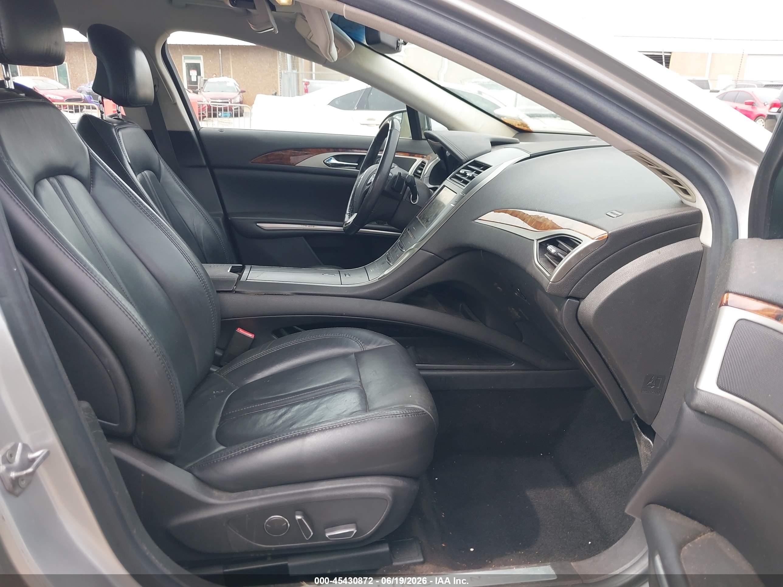 2014 Lincoln Mkz   Silver vin: 3LN6L2G92ER810489