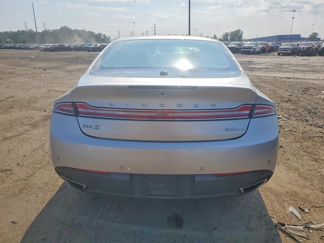 2014 Lincoln Mkz Silver vin: 3LN6L2G92ER815675