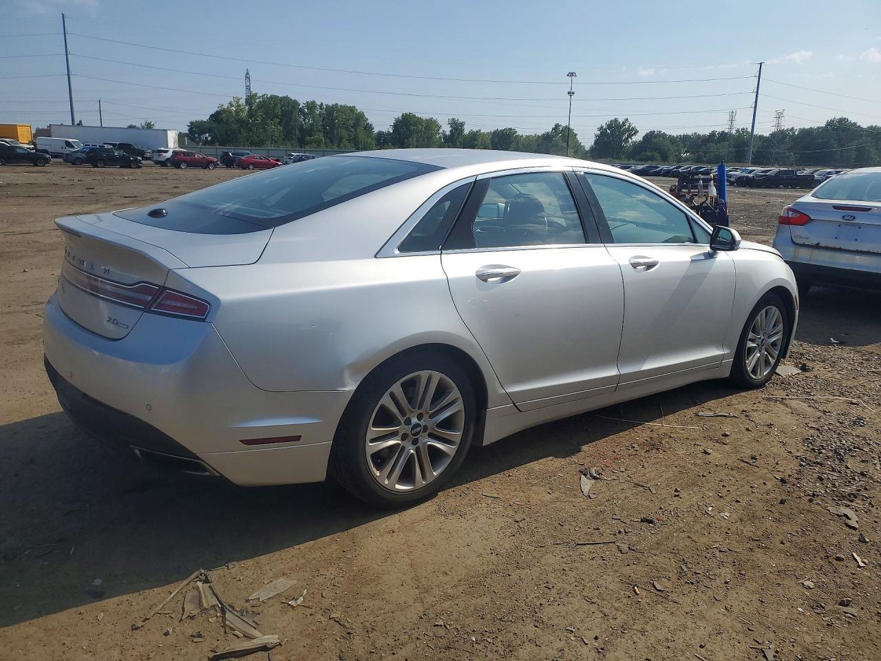 2014 Lincoln Mkz Silver vin: 3LN6L2G92ER815675