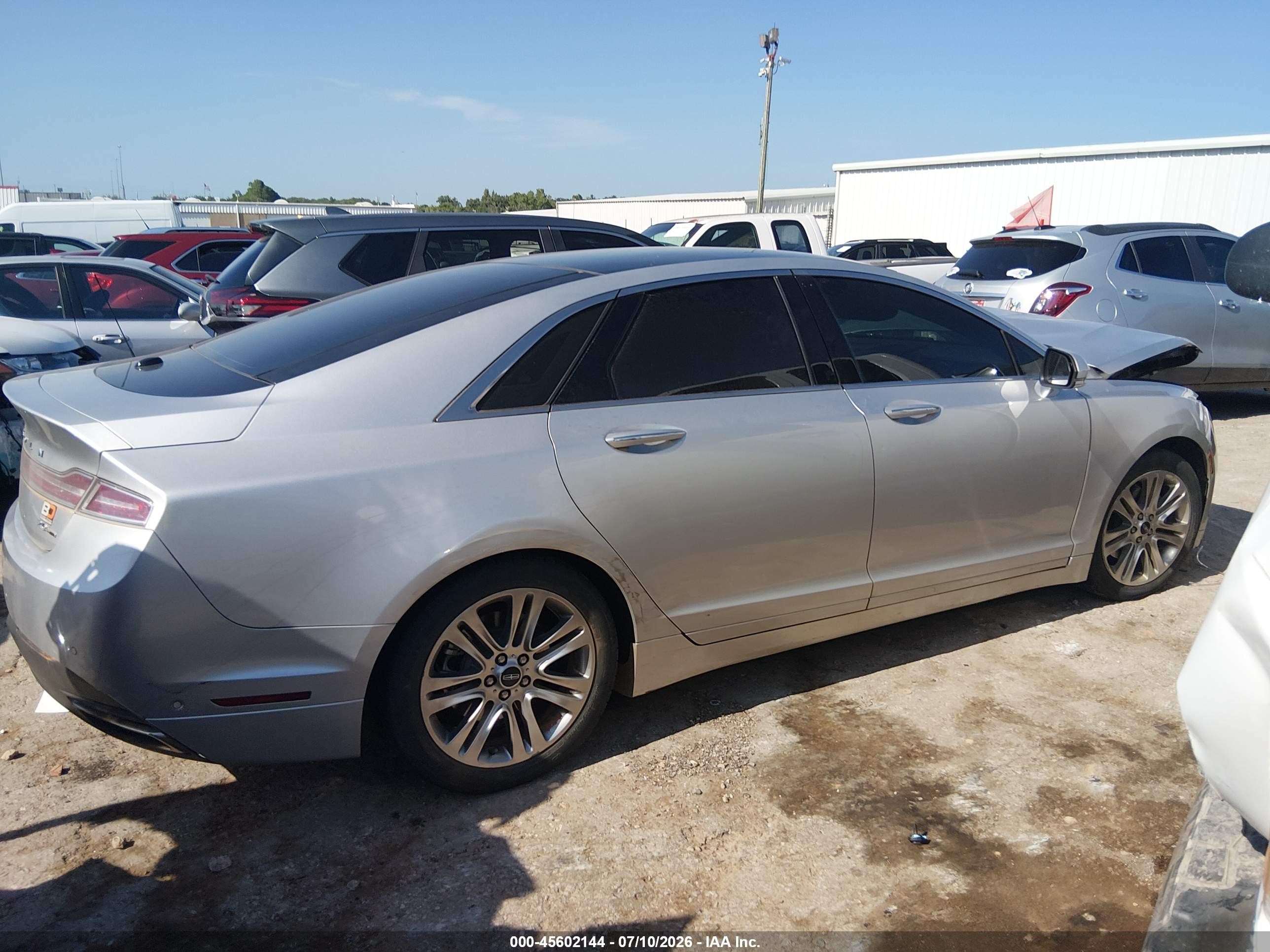 2013 Lincoln Mkz   Silver vin: 3LN6L2G93DR801590