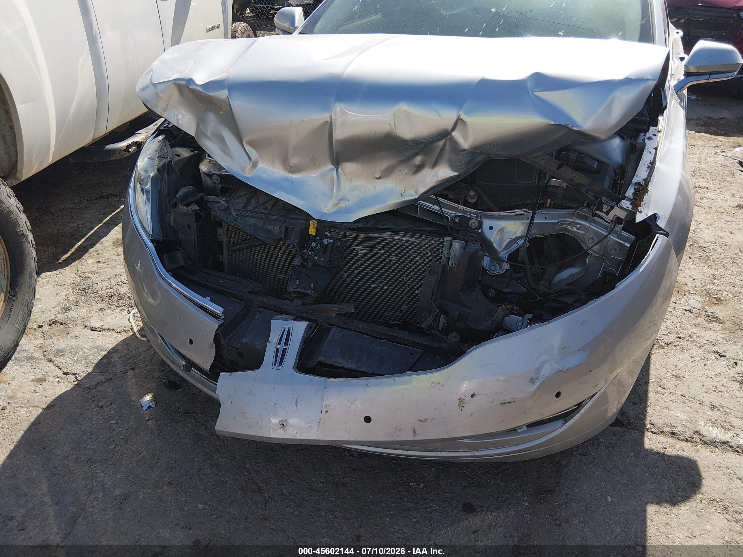 2013 Lincoln Mkz   Silver vin: 3LN6L2G93DR801590