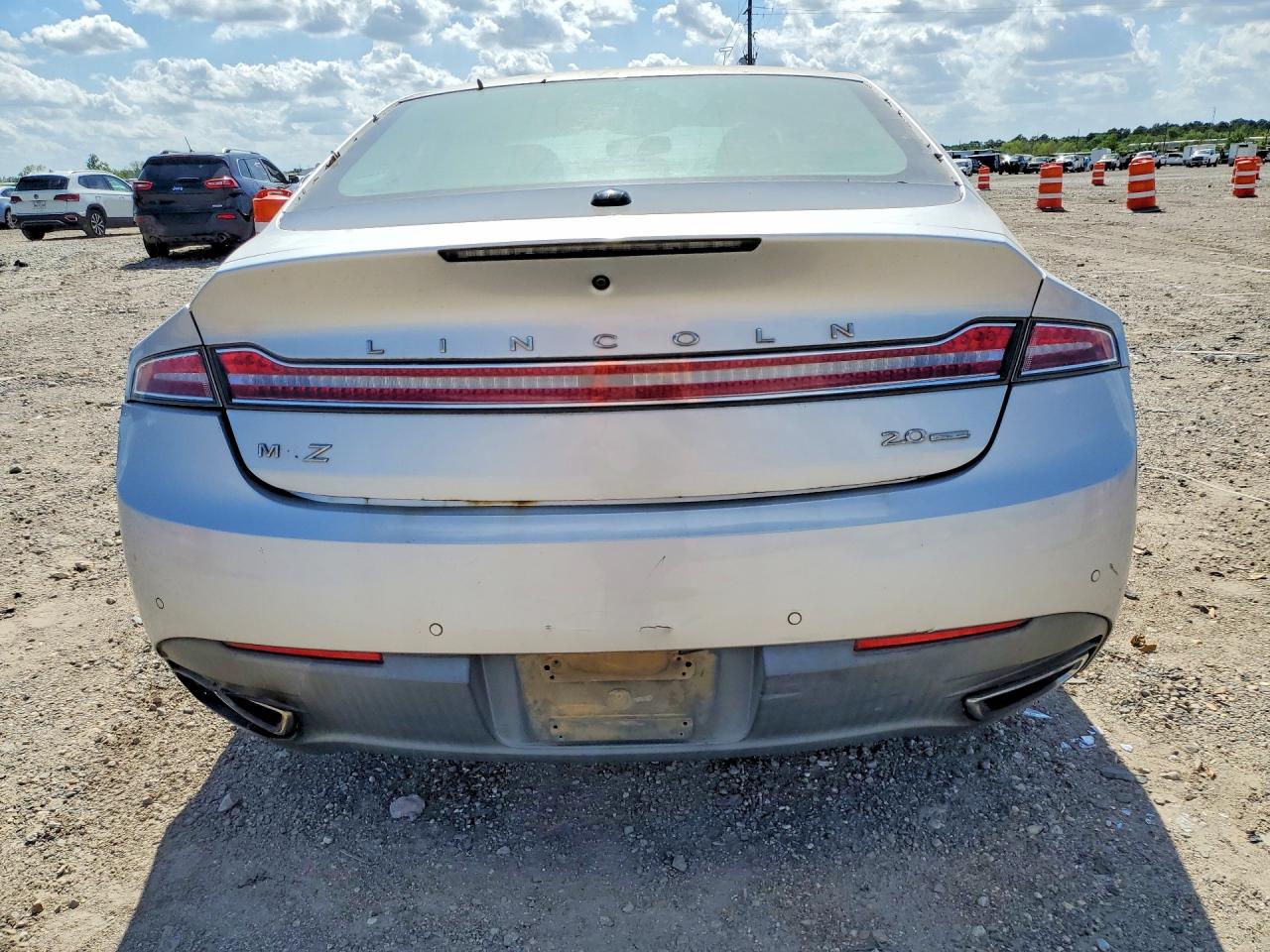 2013 Lincoln Mkz Silver vin: 3LN6L2G93DR805056