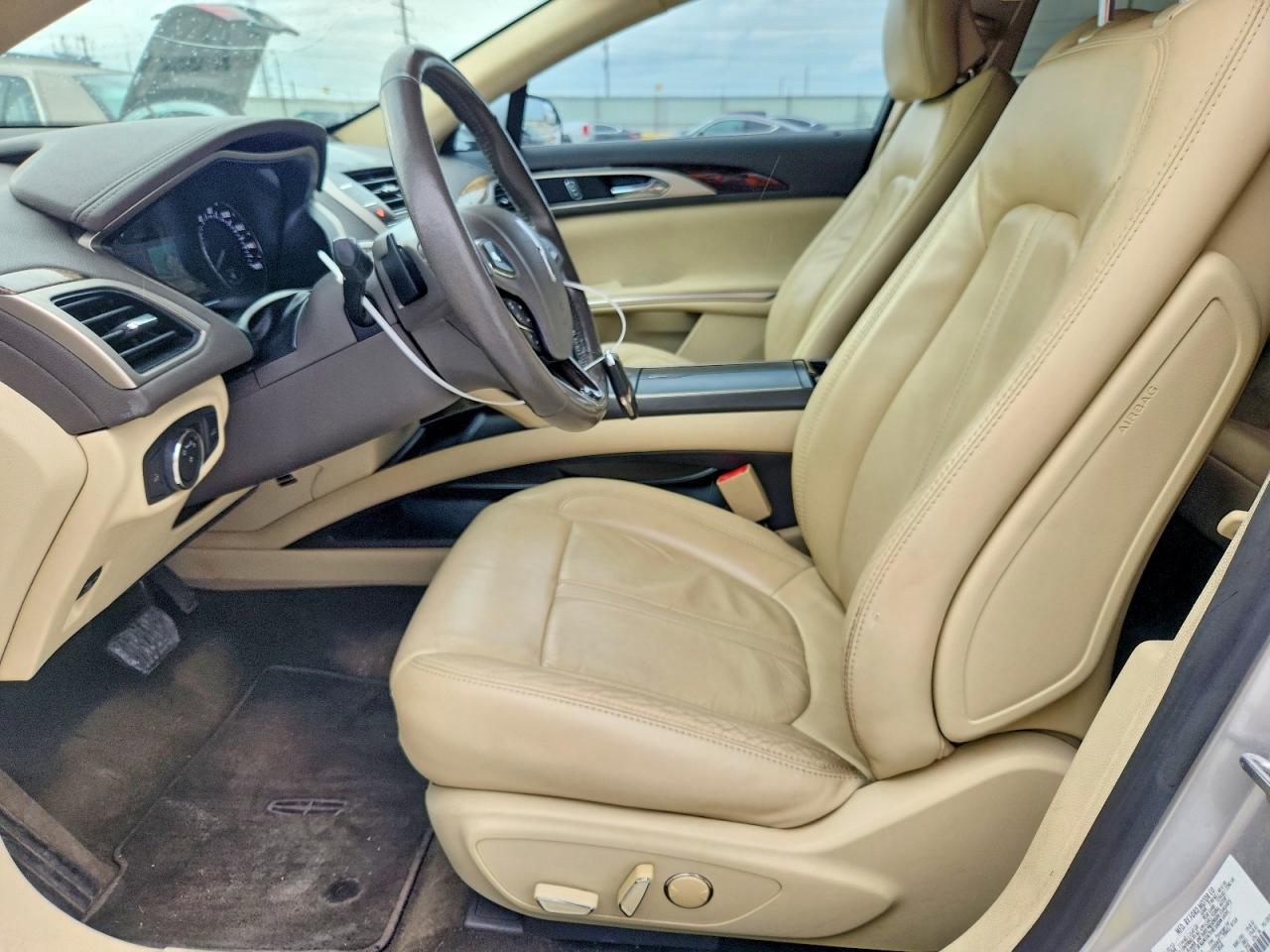 2013 Lincoln Mkz Silver vin: 3LN6L2G93DR807812