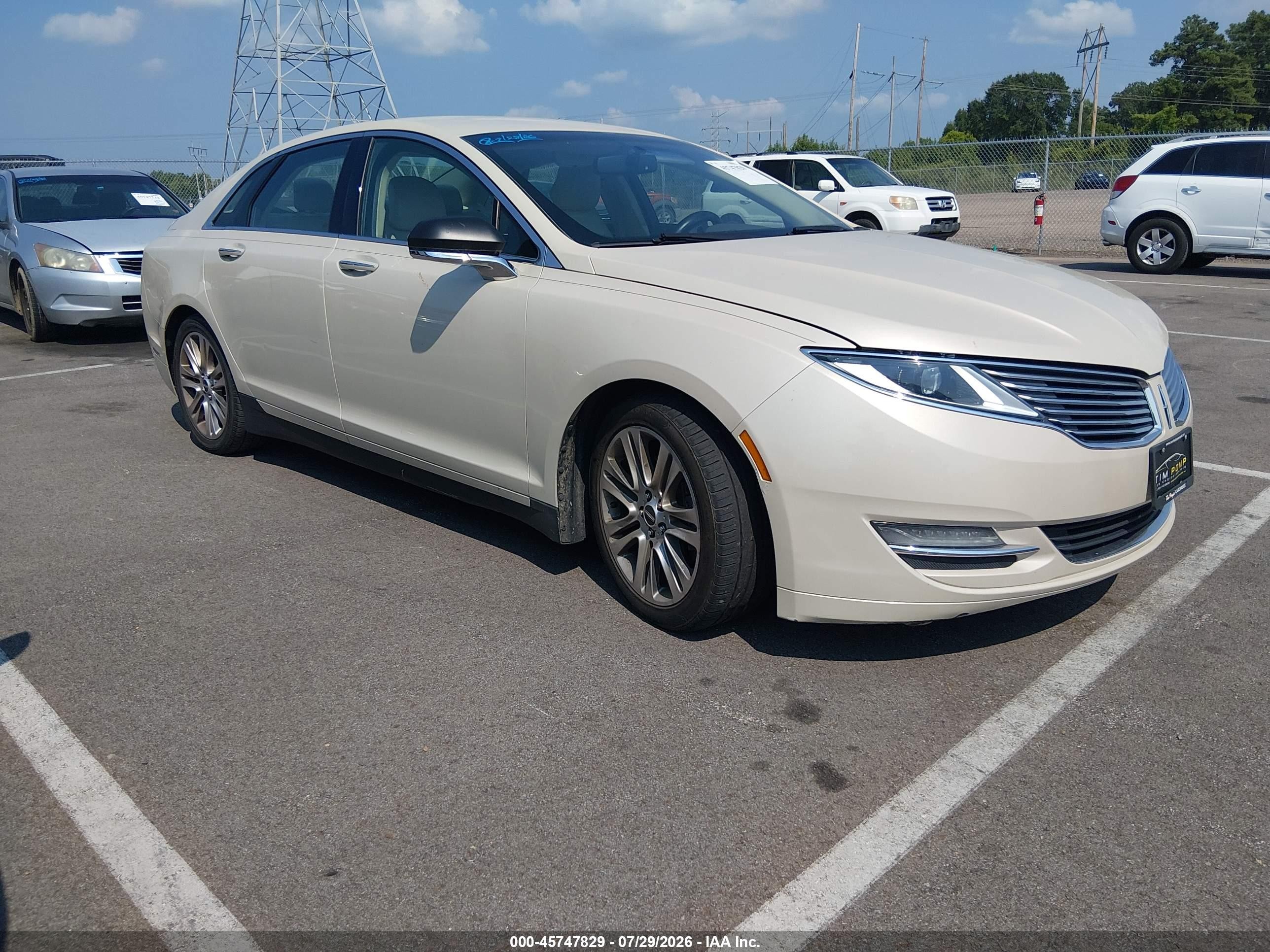 2015 Lincoln Mkz   Кремовый vin: 3LN6L2G93FR602140