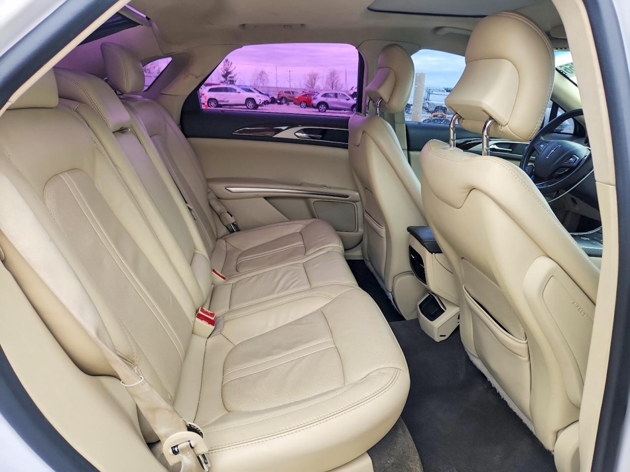 2013 Lincoln Mkz White vin: 3LN6L2G94DR801677