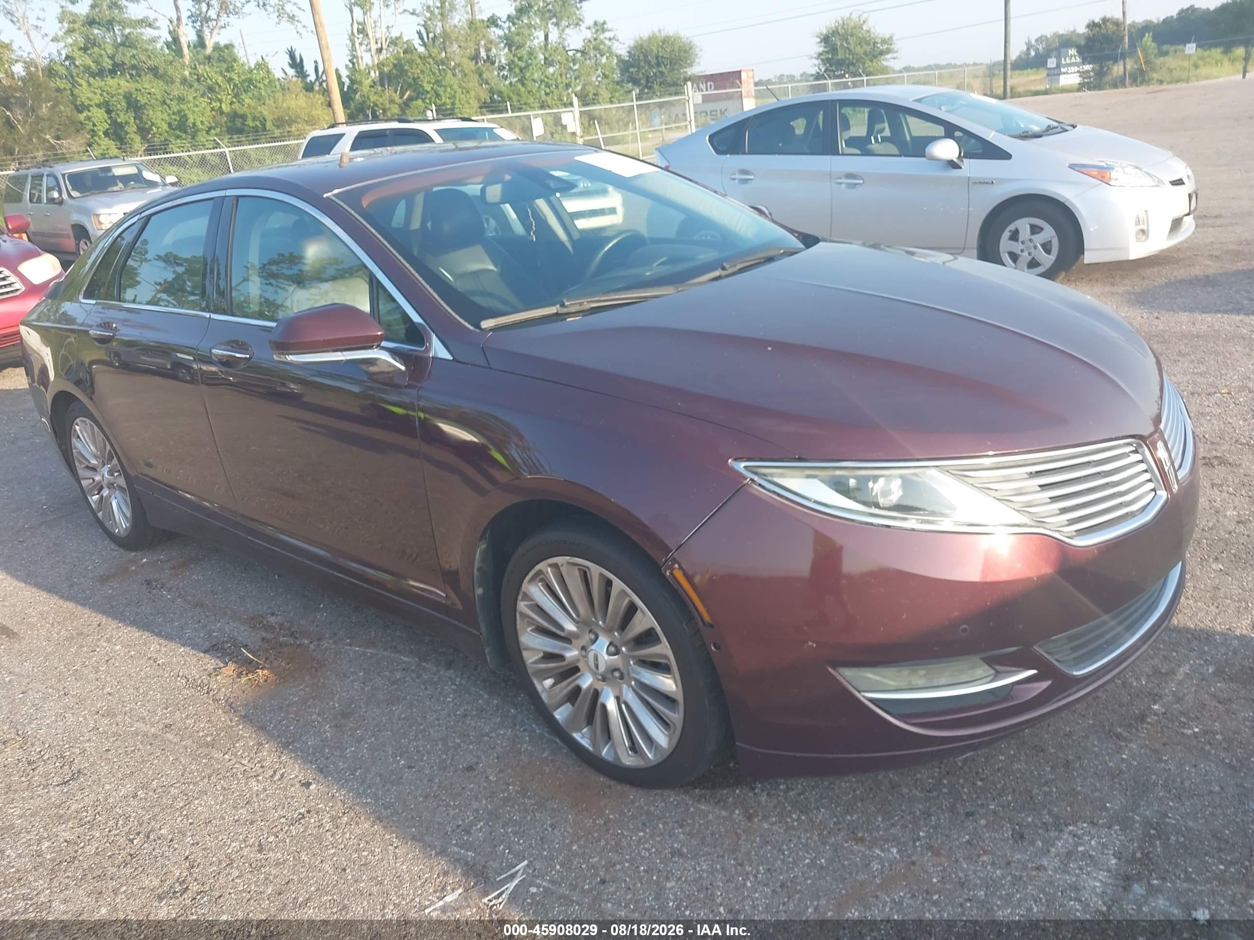 2013 Lincoln Mkz   Burgundy vin: 3LN6L2G94DR825199