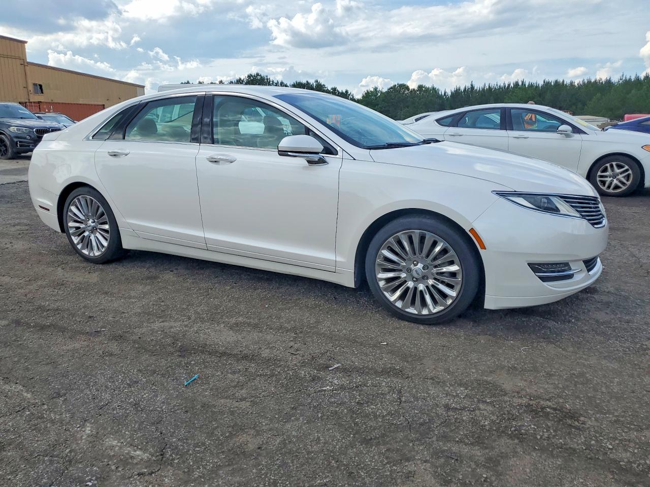 2014 Lincoln Mkz White vin: 3LN6L2G94ER813359