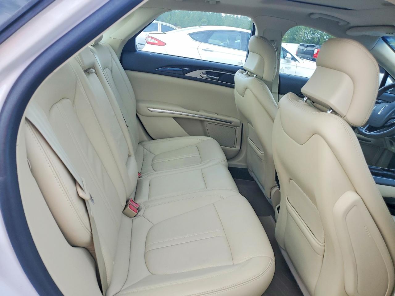 2014 Lincoln Mkz White vin: 3LN6L2G94ER813359