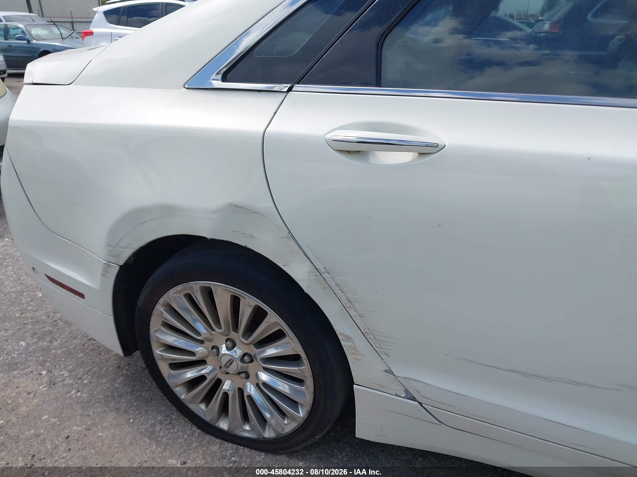2013 Lincoln Mkz   Cream vin: 3LN6L2G95DR825129