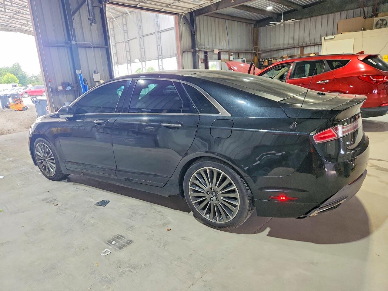 2013 Lincoln Mkz Черный vin: 3LN6L2G95DR828306