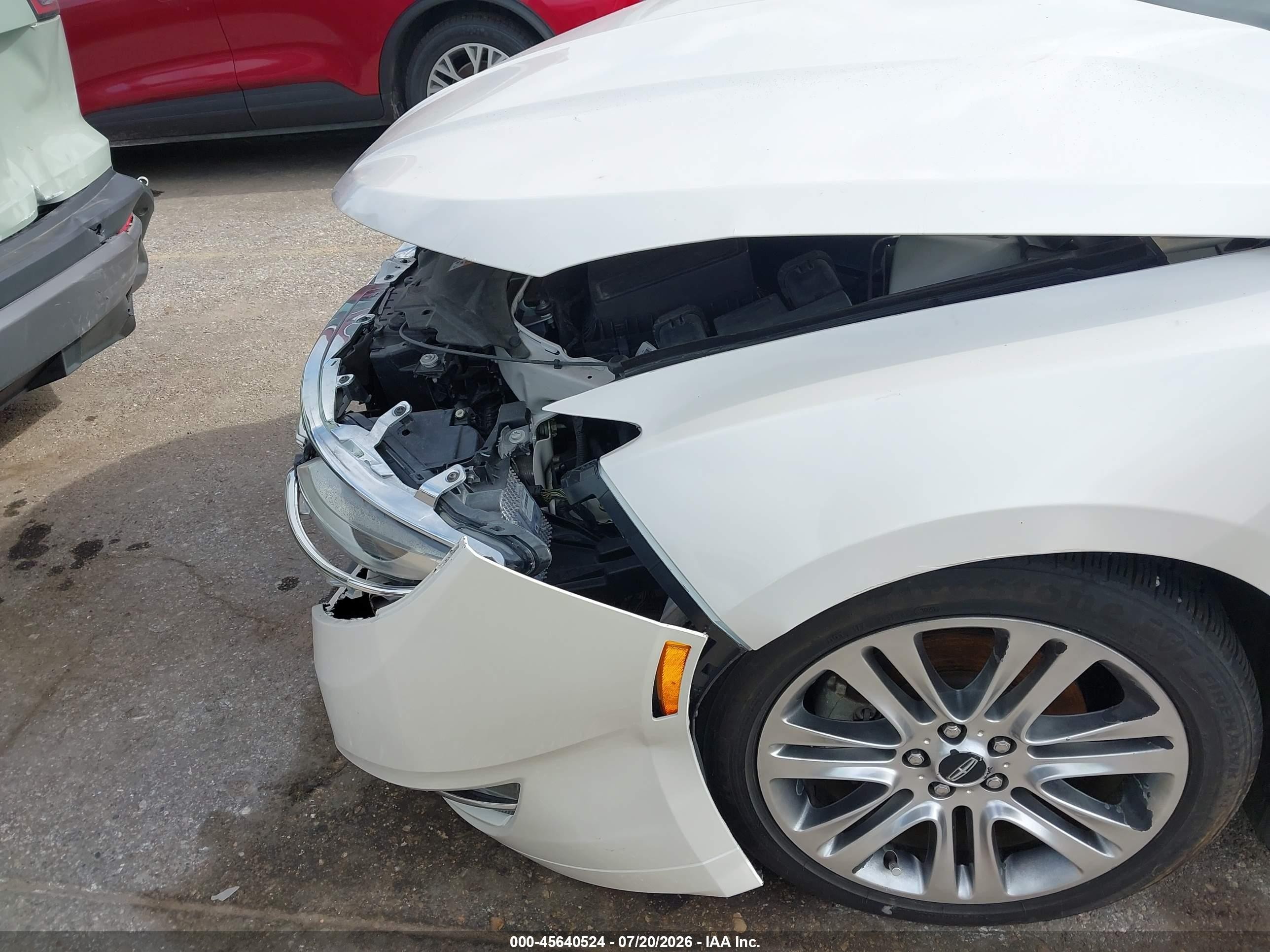 2014 Lincoln Mkz   White vin: 3LN6L2G95ER836181