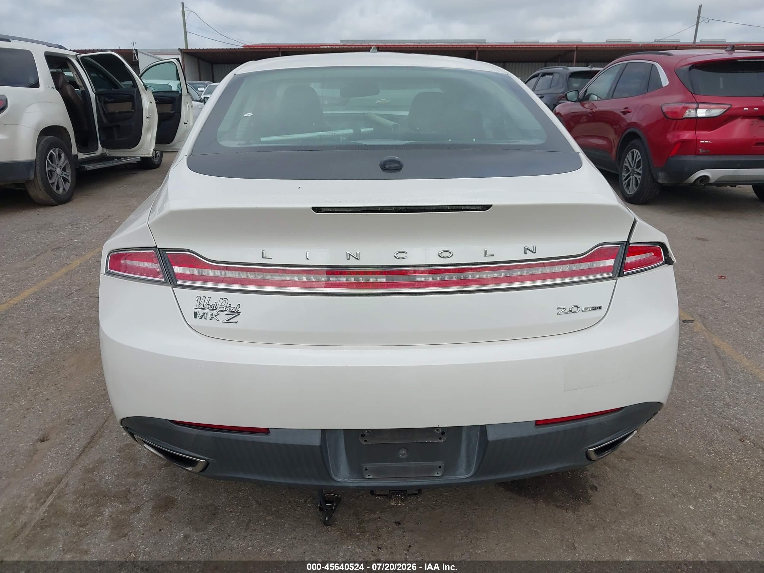 2014 Lincoln Mkz   White vin: 3LN6L2G95ER836181