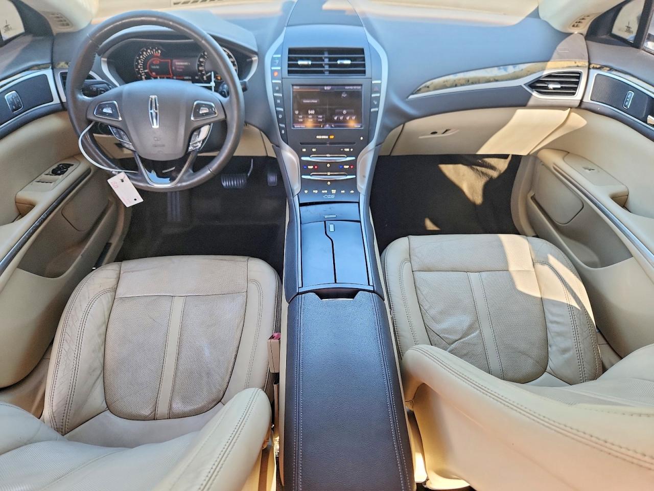 2013 Lincoln Mkz Silver vin: 3LN6L2G96DR813491
