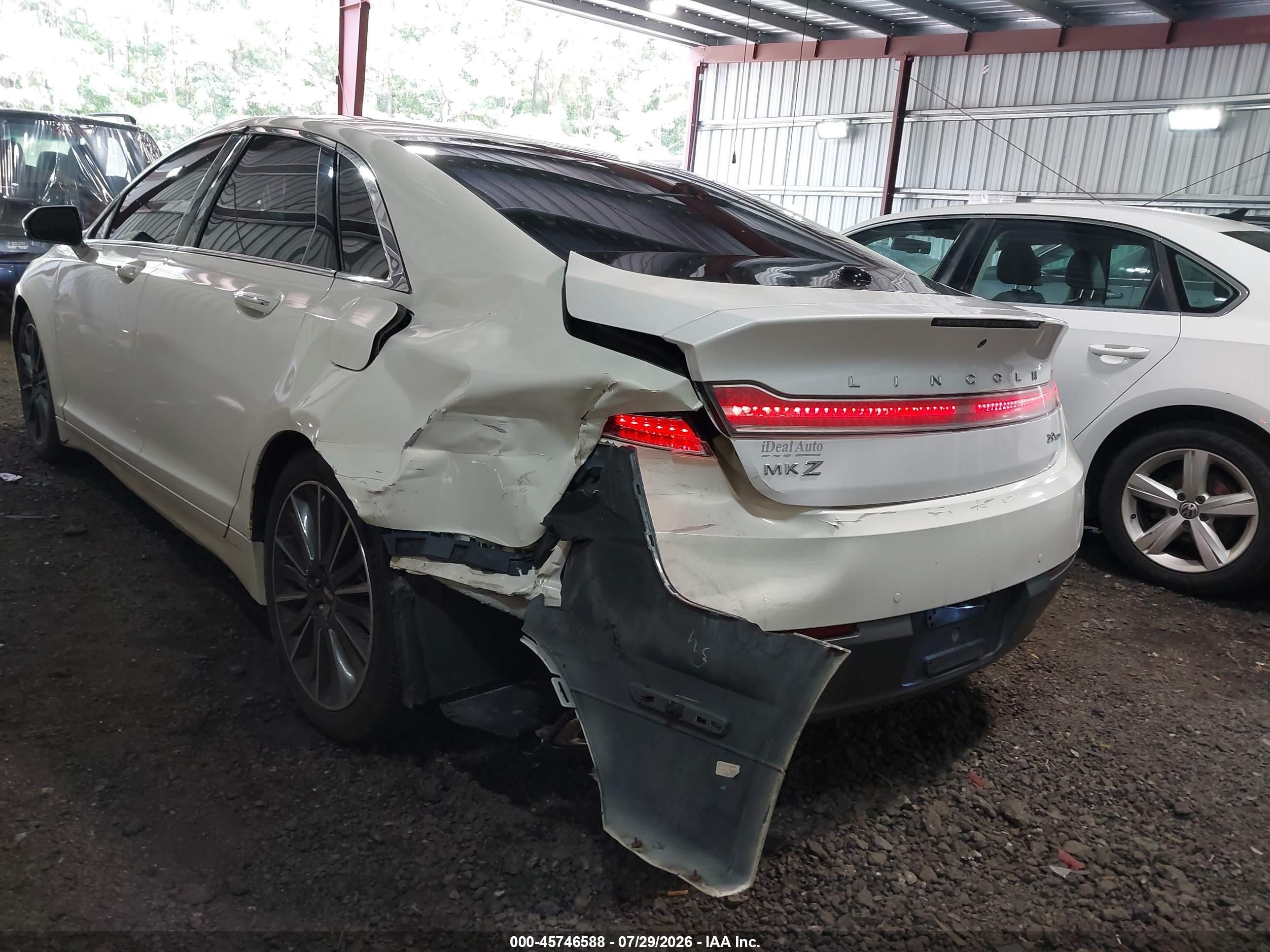 2013 Lincoln Mkz   White vin: 3LN6L2G96DR818187