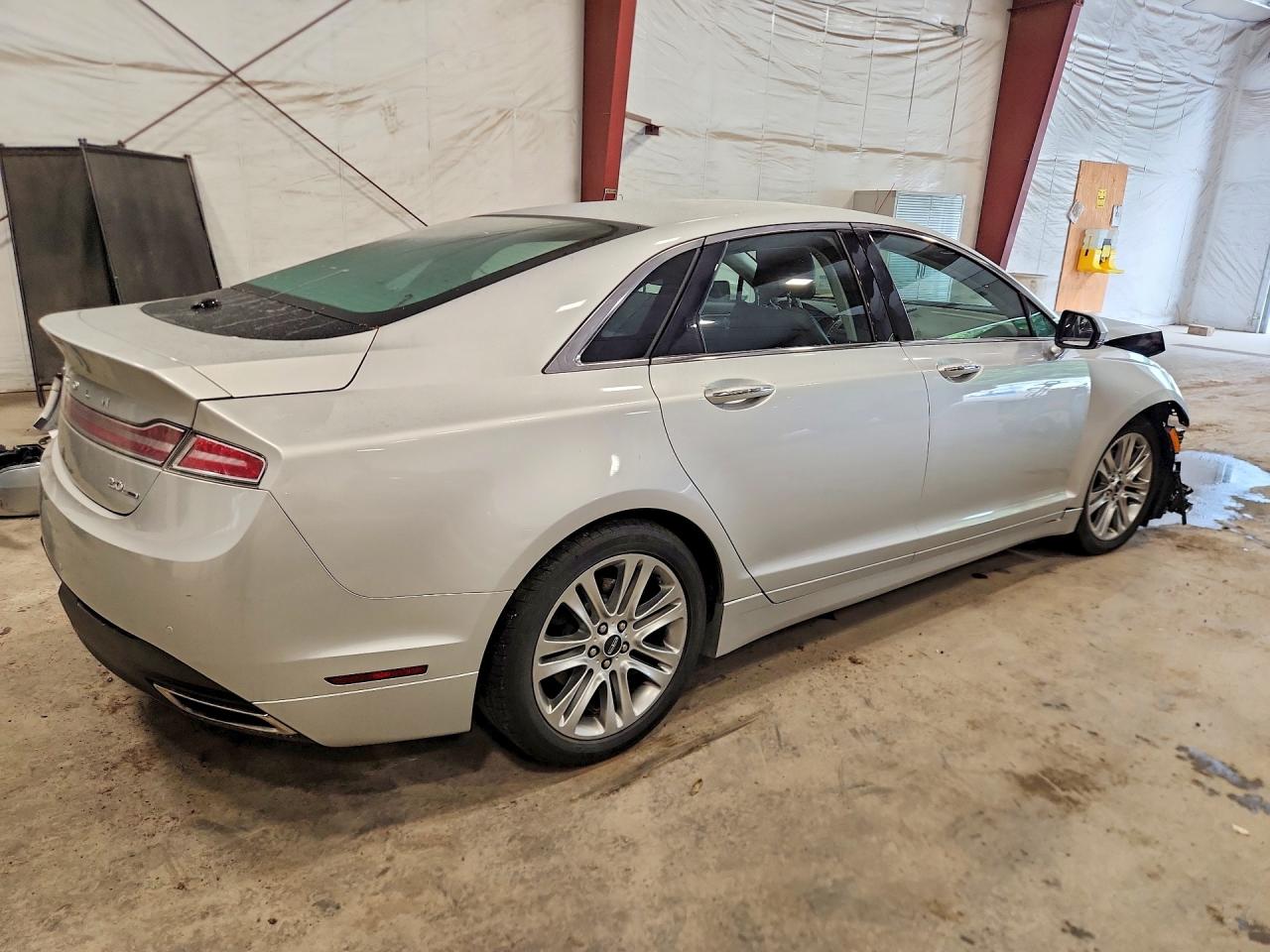 2013 Lincoln Mkz Серебряный vin: 3LN6L2G96DR824295
