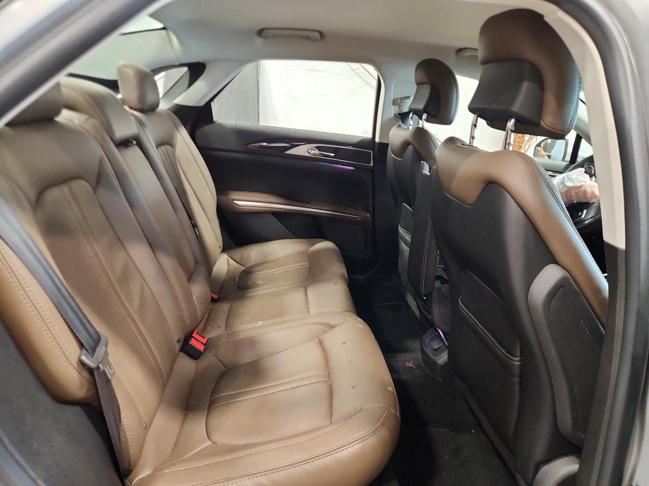 2013 Lincoln Mkz Серебряный vin: 3LN6L2G96DR824295