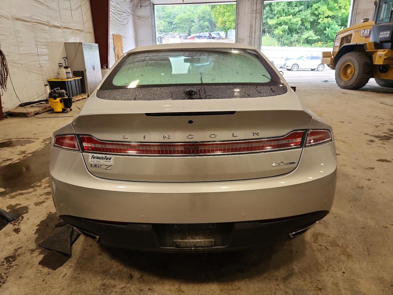 2013 Lincoln Mkz Серебряный vin: 3LN6L2G96DR824295