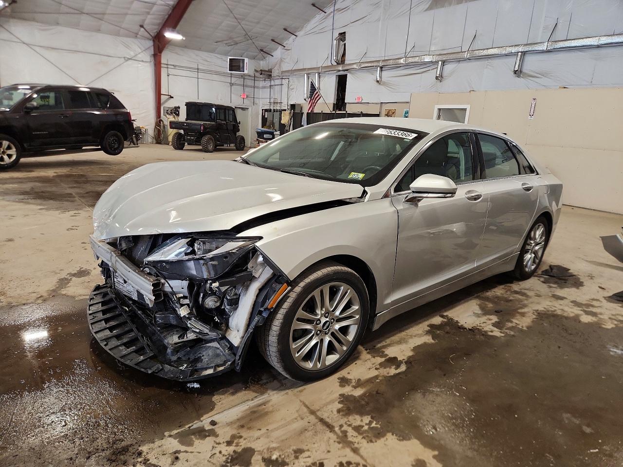 2013 Lincoln Mkz Серебряный vin: 3LN6L2G96DR824295