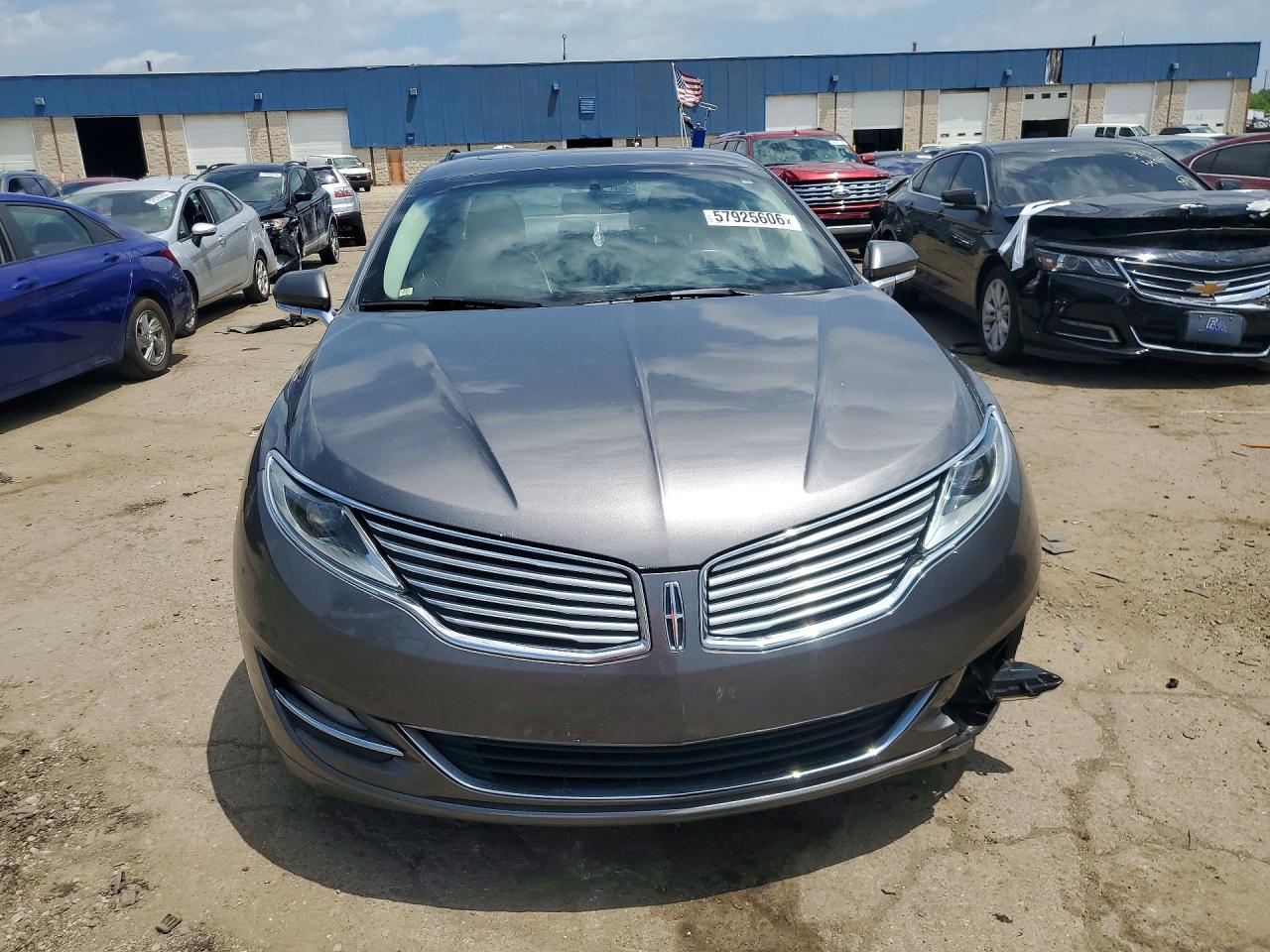 2014 Lincoln Mkz Silver vin: 3LN6L2G96ER802881