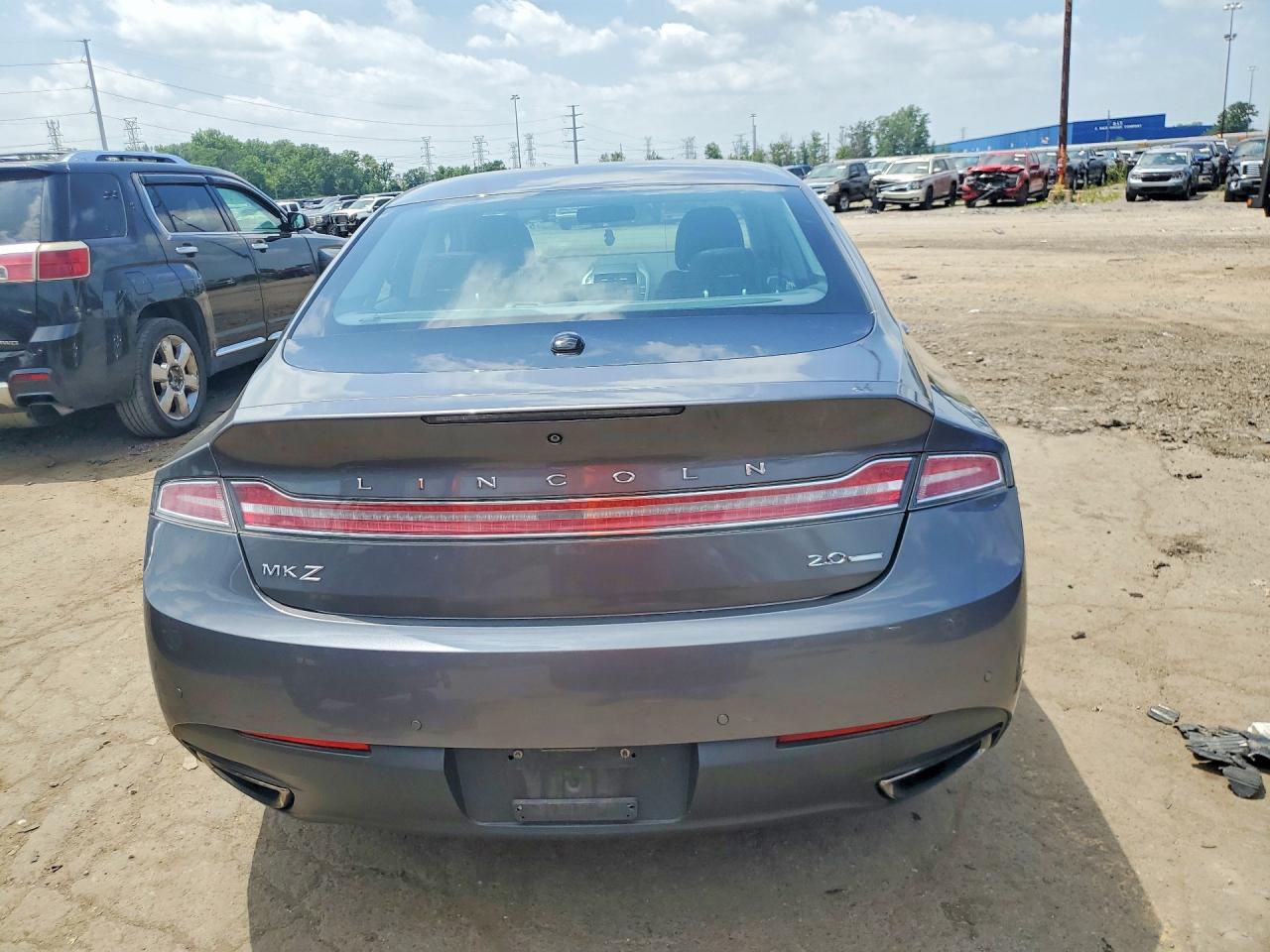 2014 Lincoln Mkz Silver vin: 3LN6L2G96ER802881