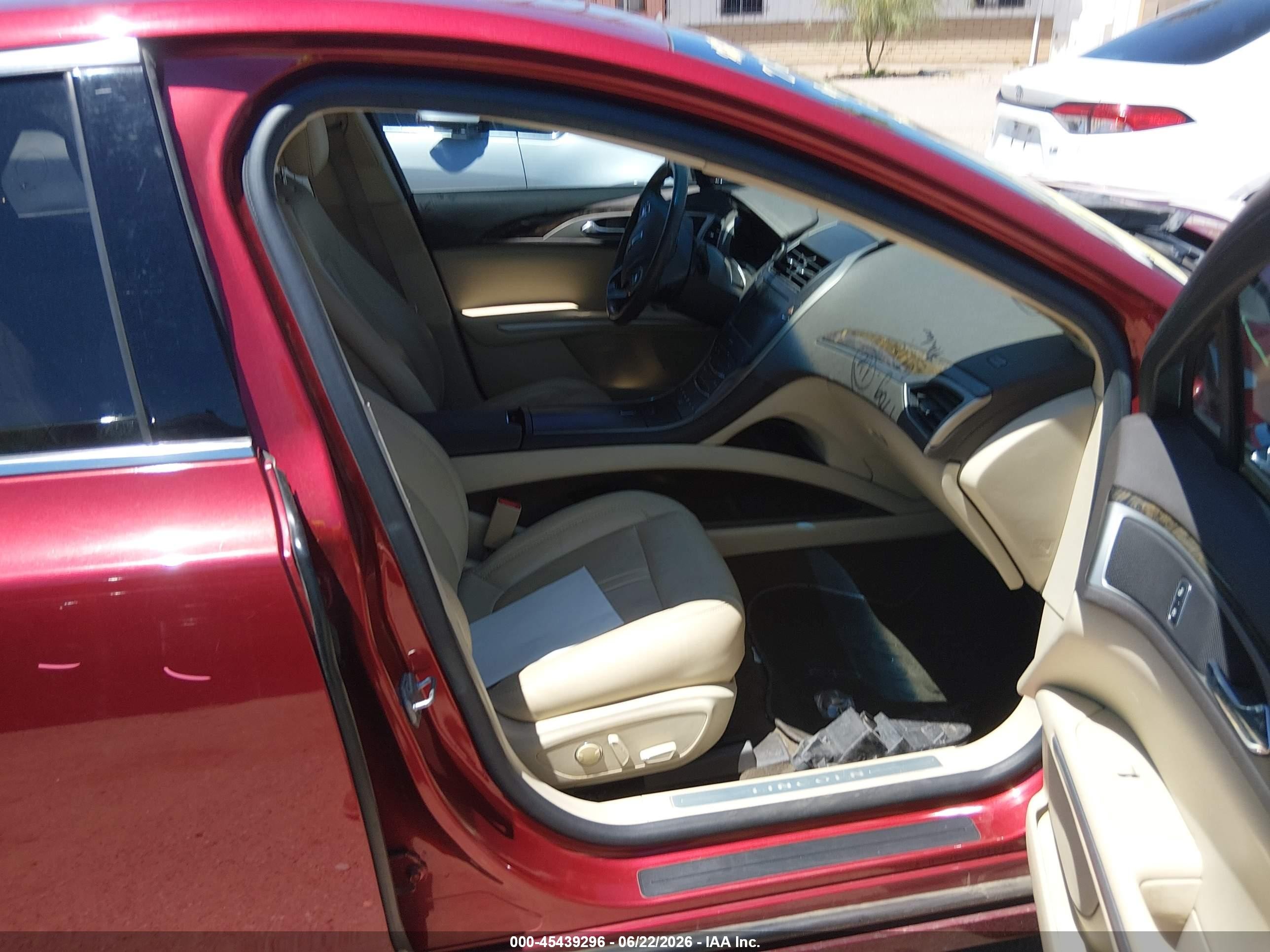 2014 Lincoln Mkz   Red vin: 3LN6L2G97ER800704