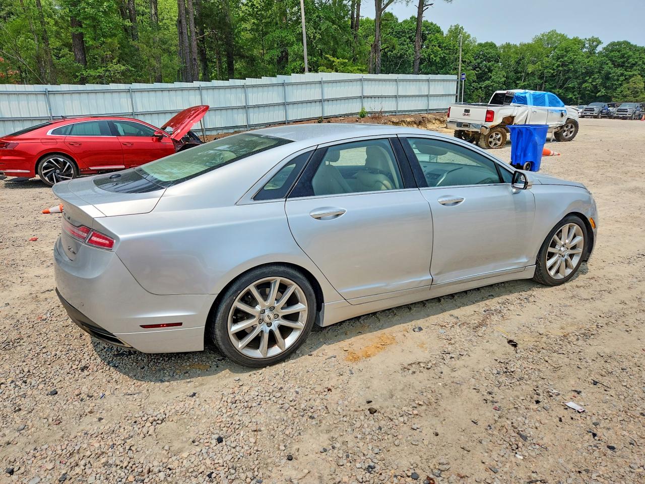 2014 Lincoln Mkz Silver vin: 3LN6L2G97ER830141