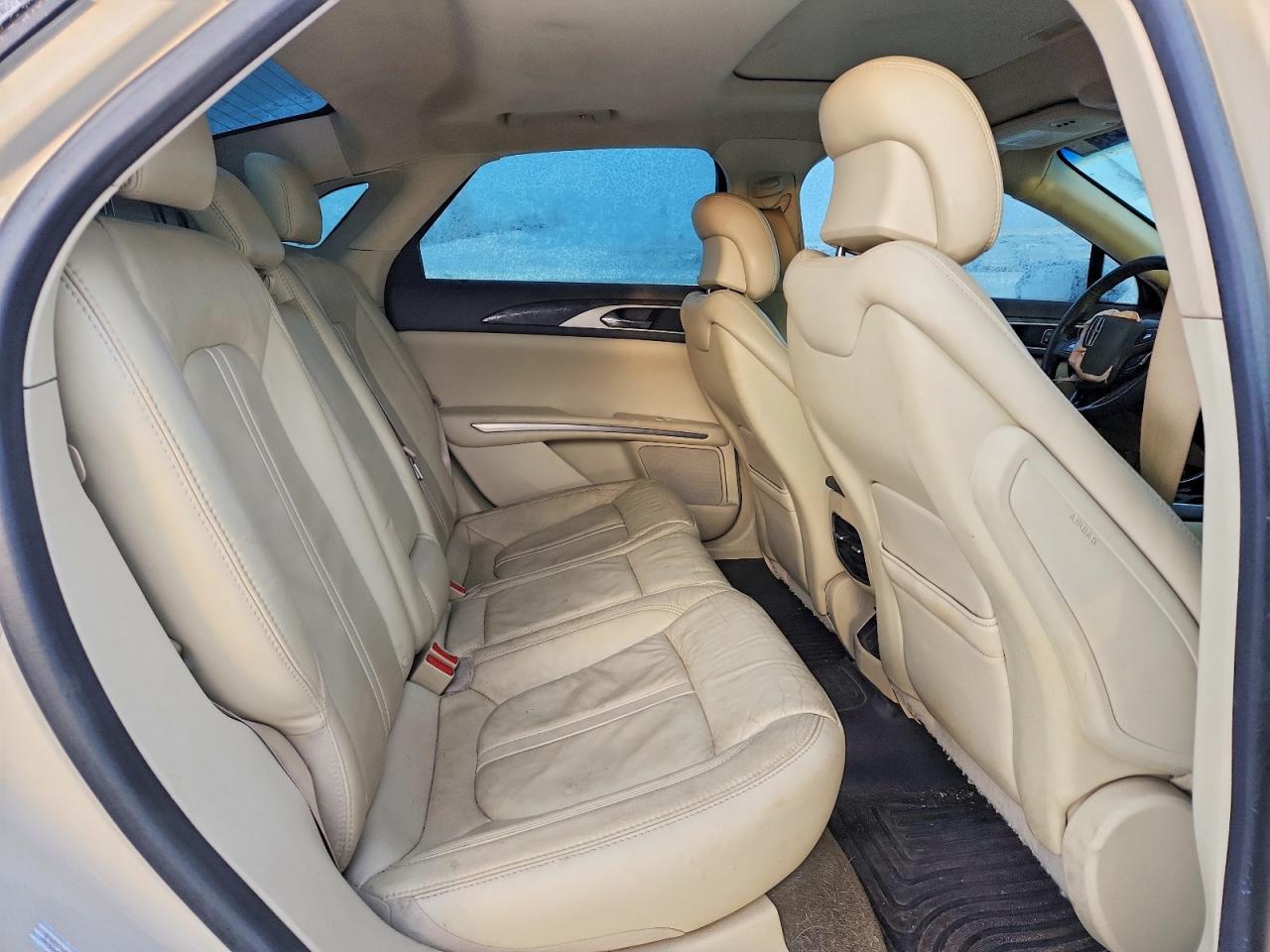 2014 Lincoln Mkz Cream vin: 3LN6L2G97ER835890