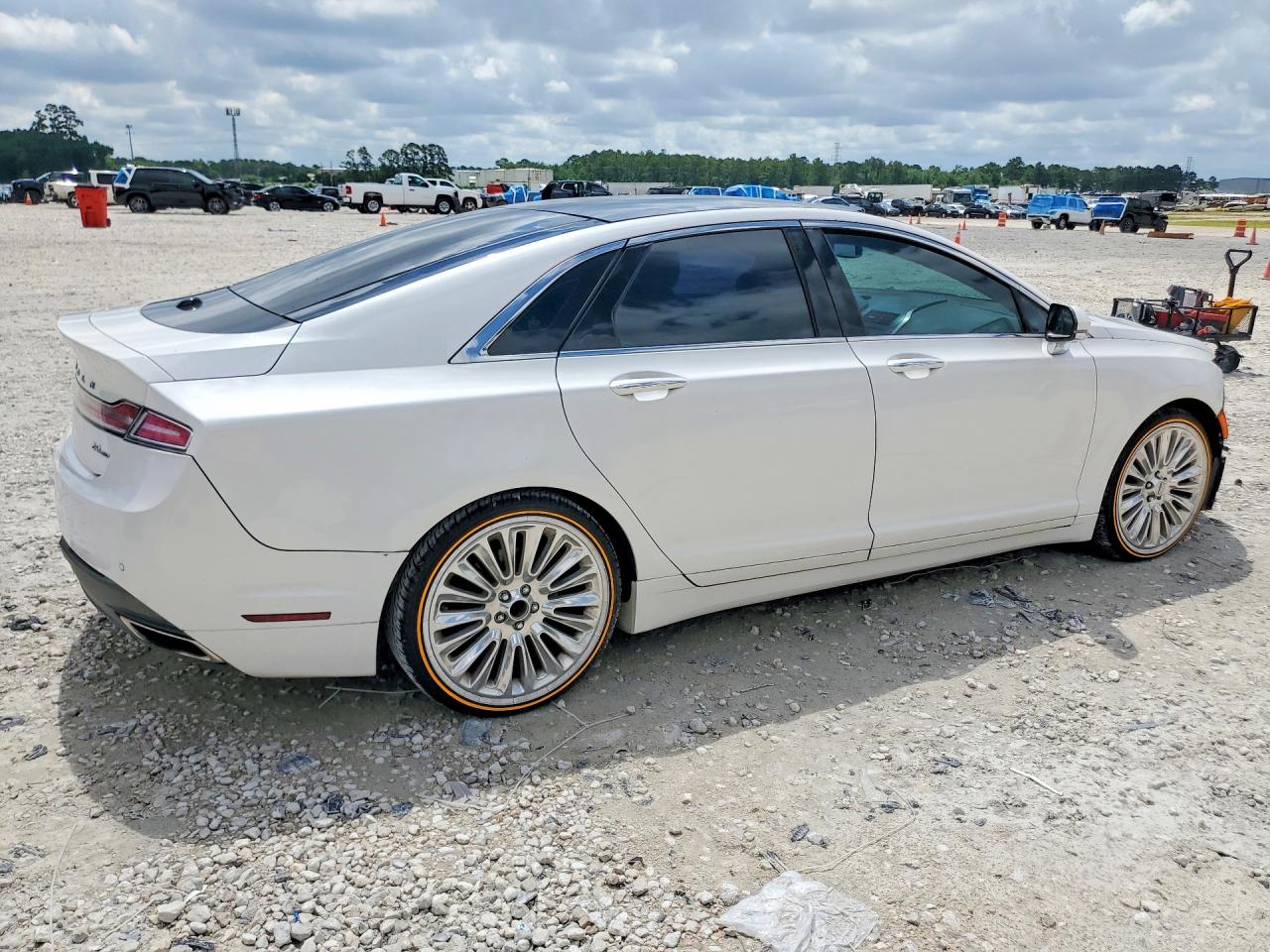 2015 Lincoln Mkz White vin: 3LN6L2G98FR621850