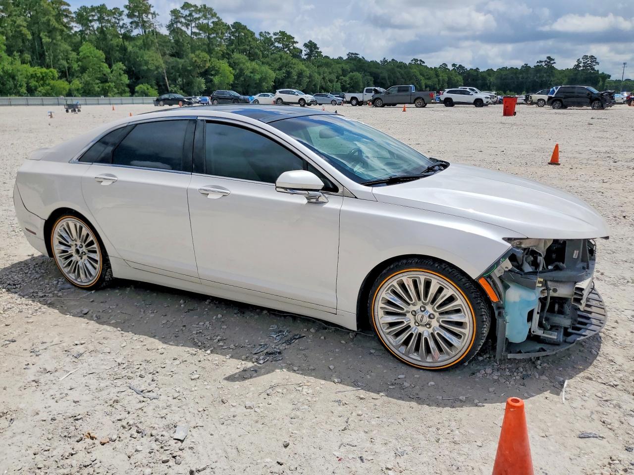 2015 Lincoln Mkz White vin: 3LN6L2G98FR621850