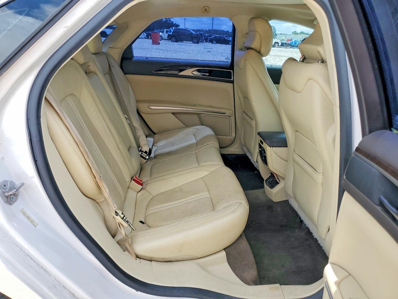 2015 Lincoln Mkz White vin: 3LN6L2G98FR621850