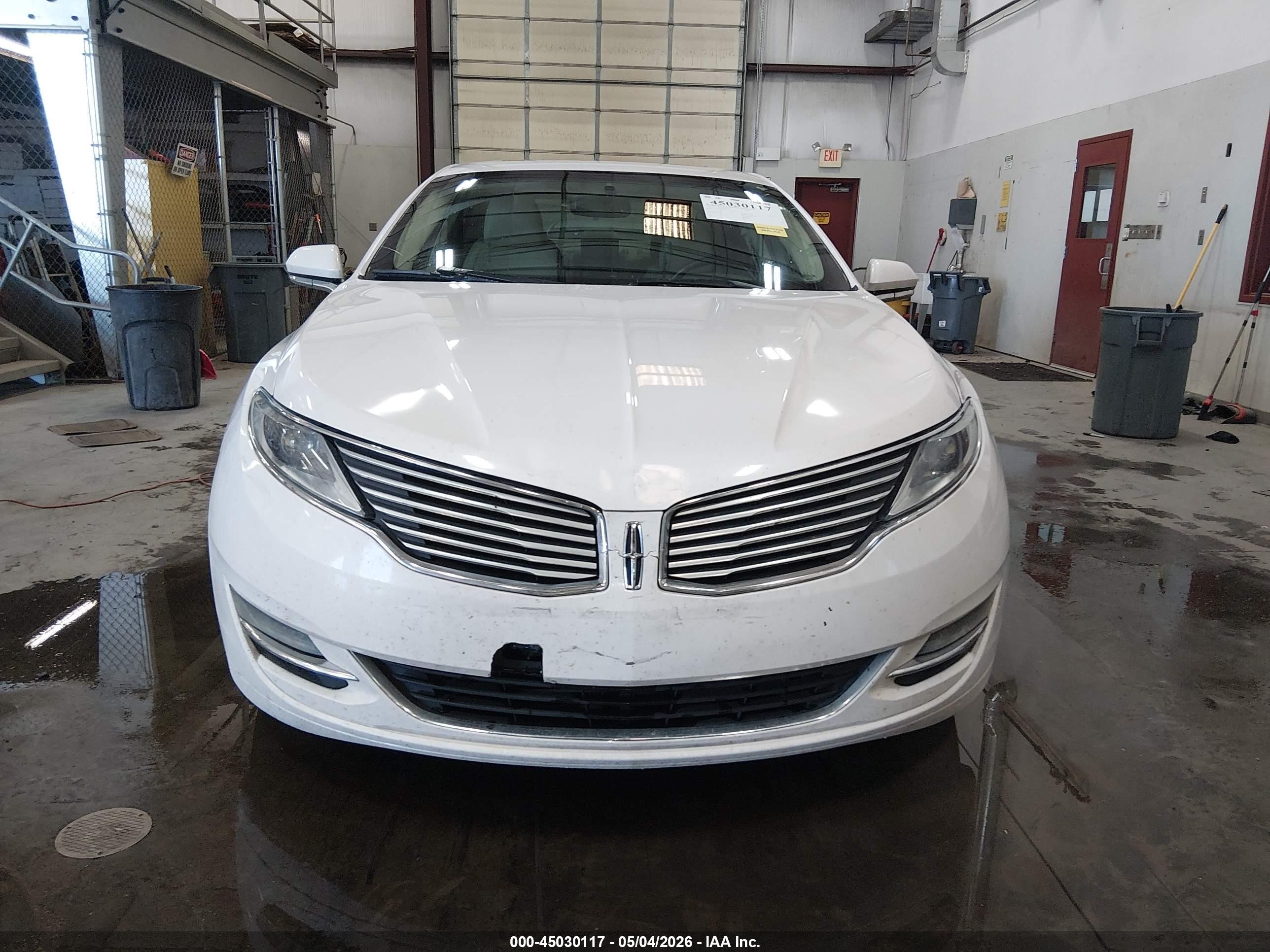 2013 Lincoln Mkz   White vin: 3LN6L2G99DR826347