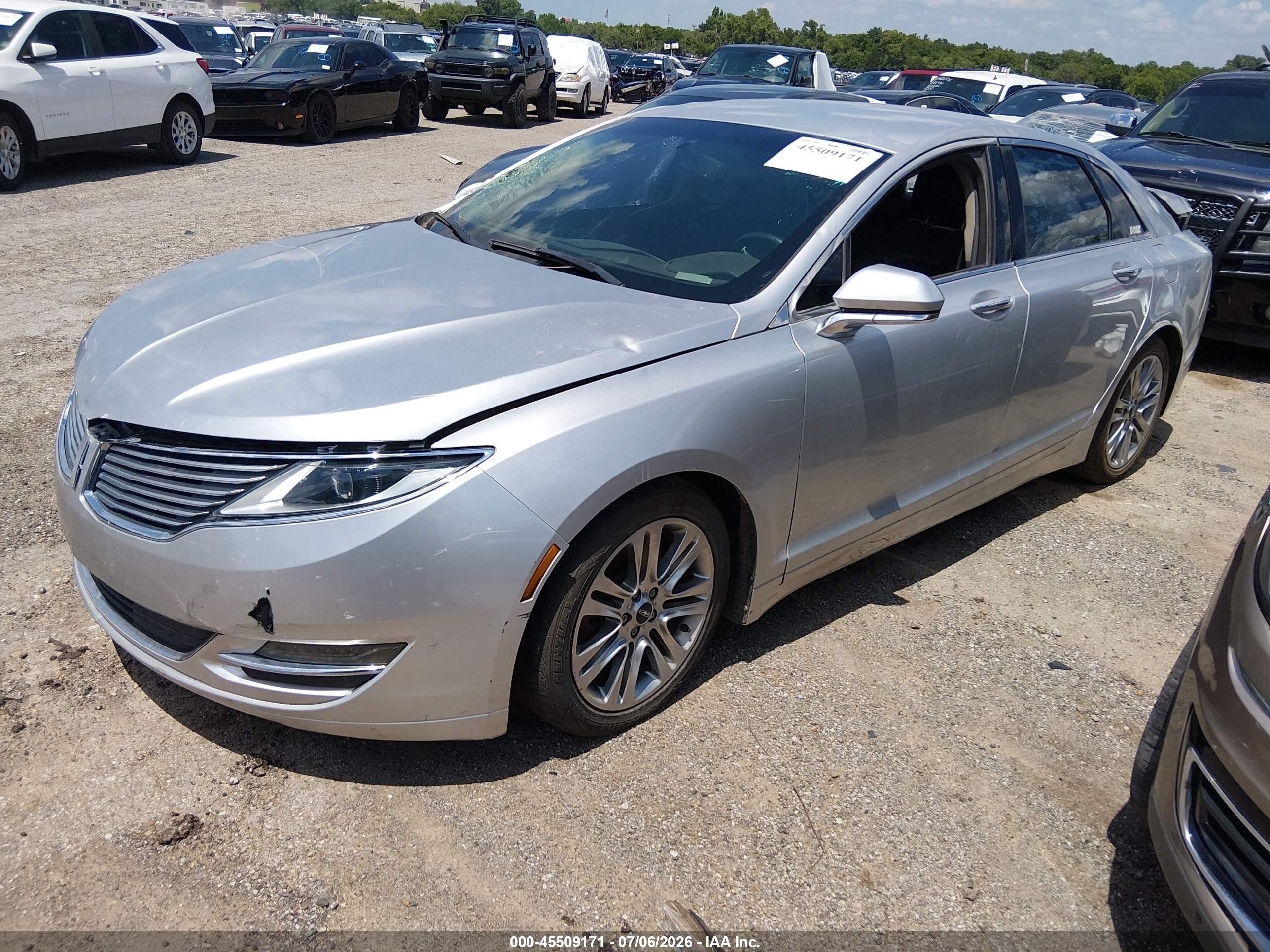 2014 Lincoln Mkz   Серебряный vin: 3LN6L2G99ER818153