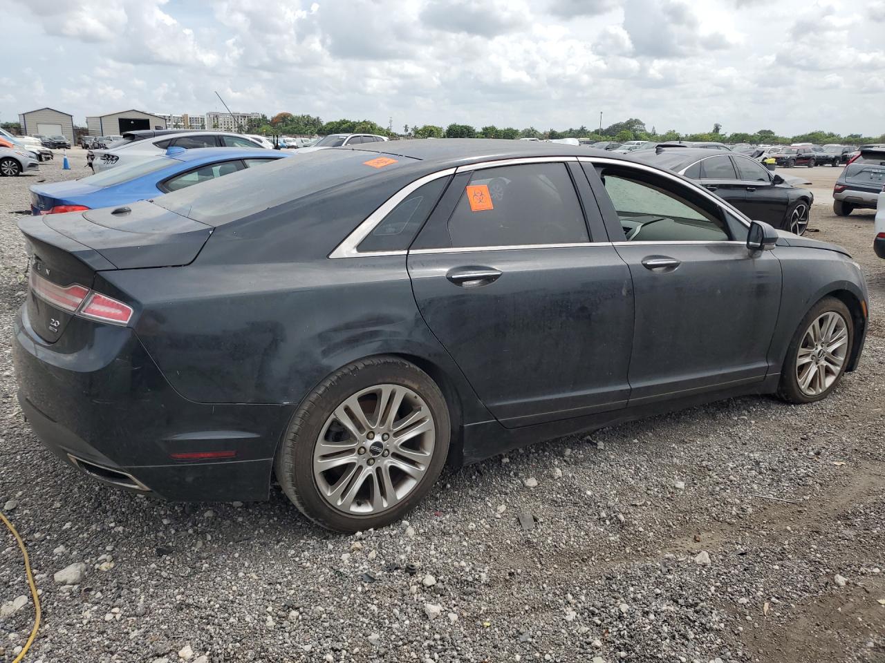 2014 Lincoln Mkz Black vin: 3LN6L2G99ER833204 Damage: Right Qtr Panel, Dent(S) W/ Paint Dmg, > 12 Inches
