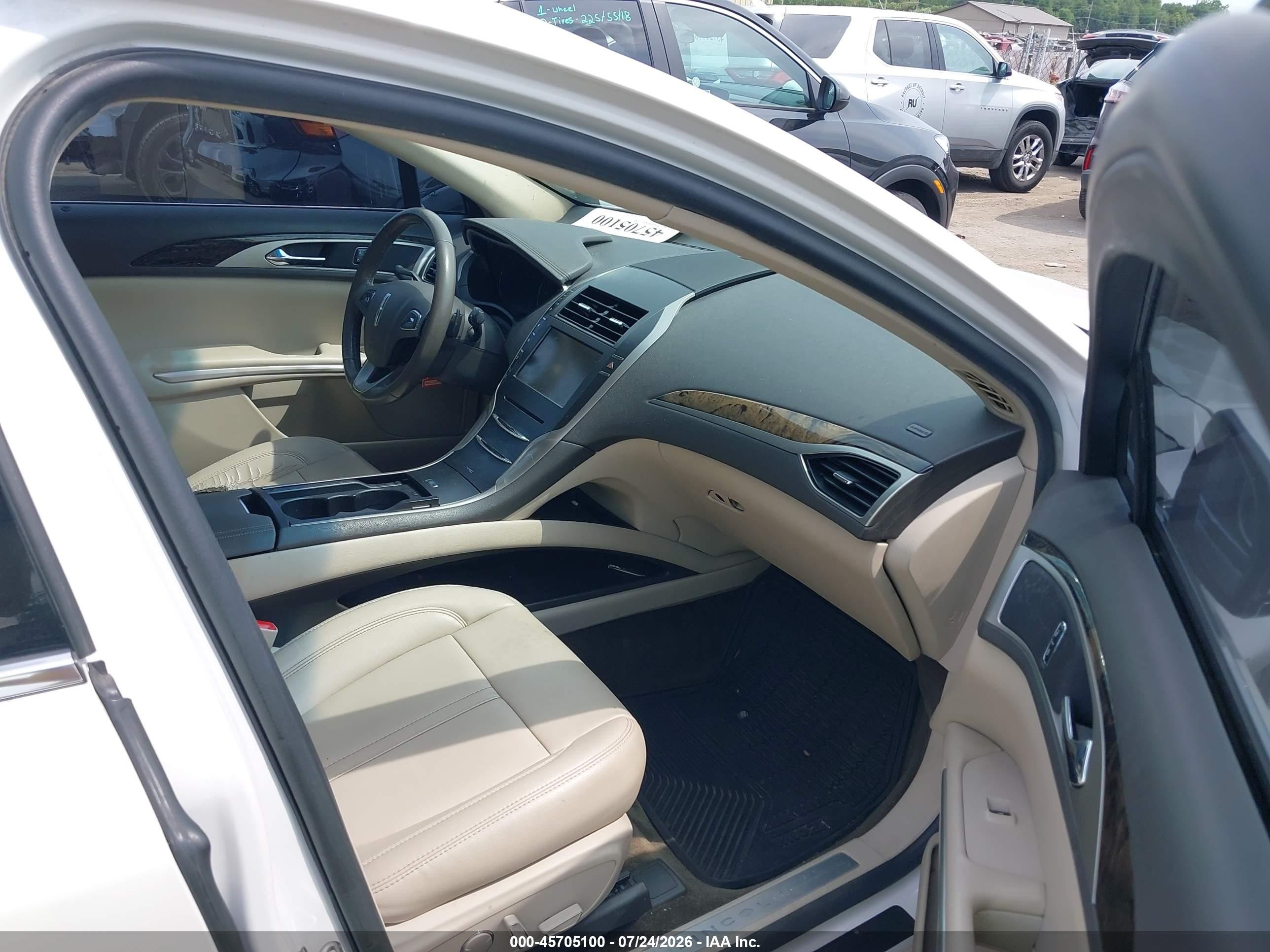 2016 Lincoln Mkz White vin: 3LN6L2G99GR627304