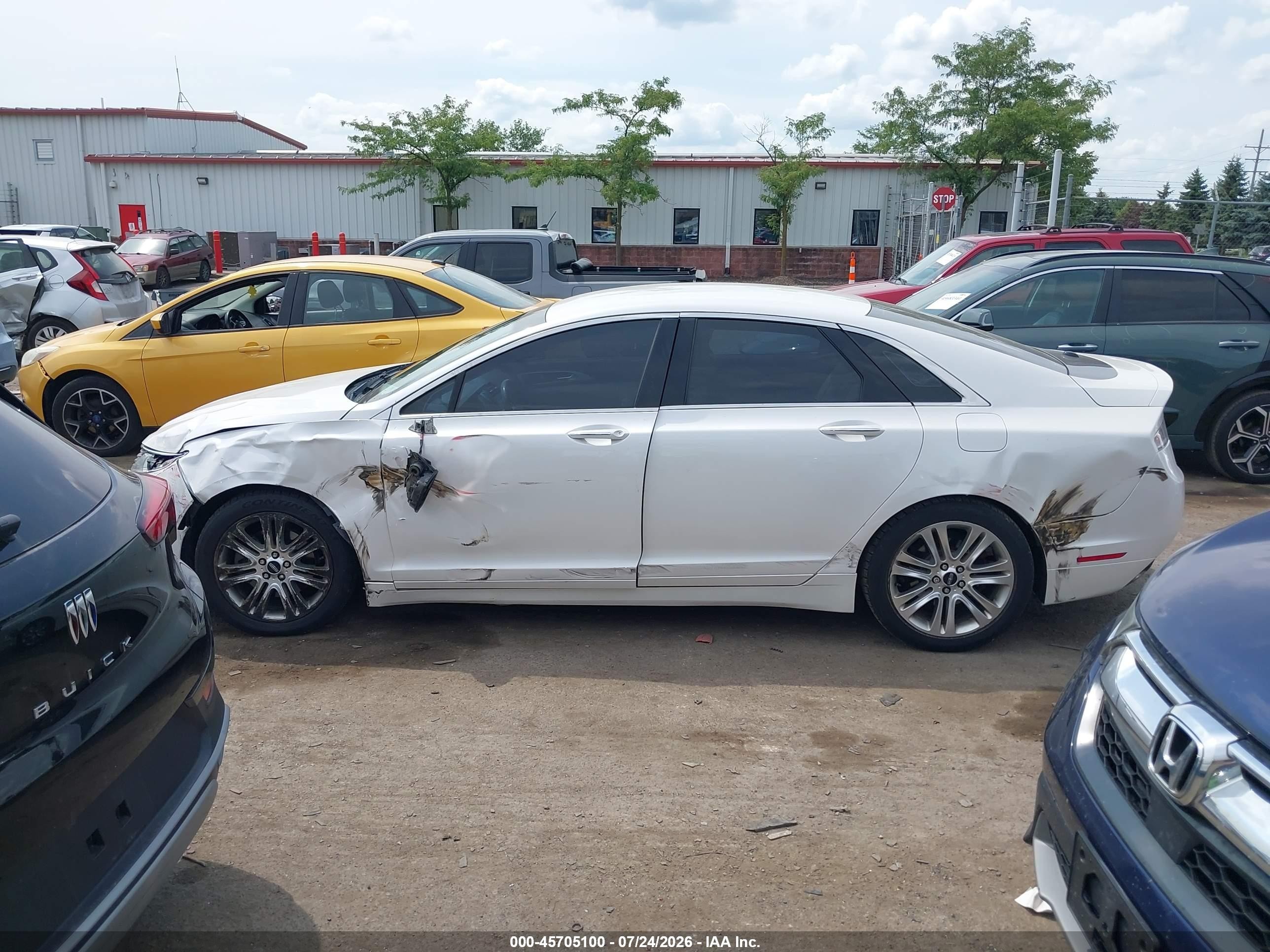 2016 Lincoln Mkz White vin: 3LN6L2G99GR627304