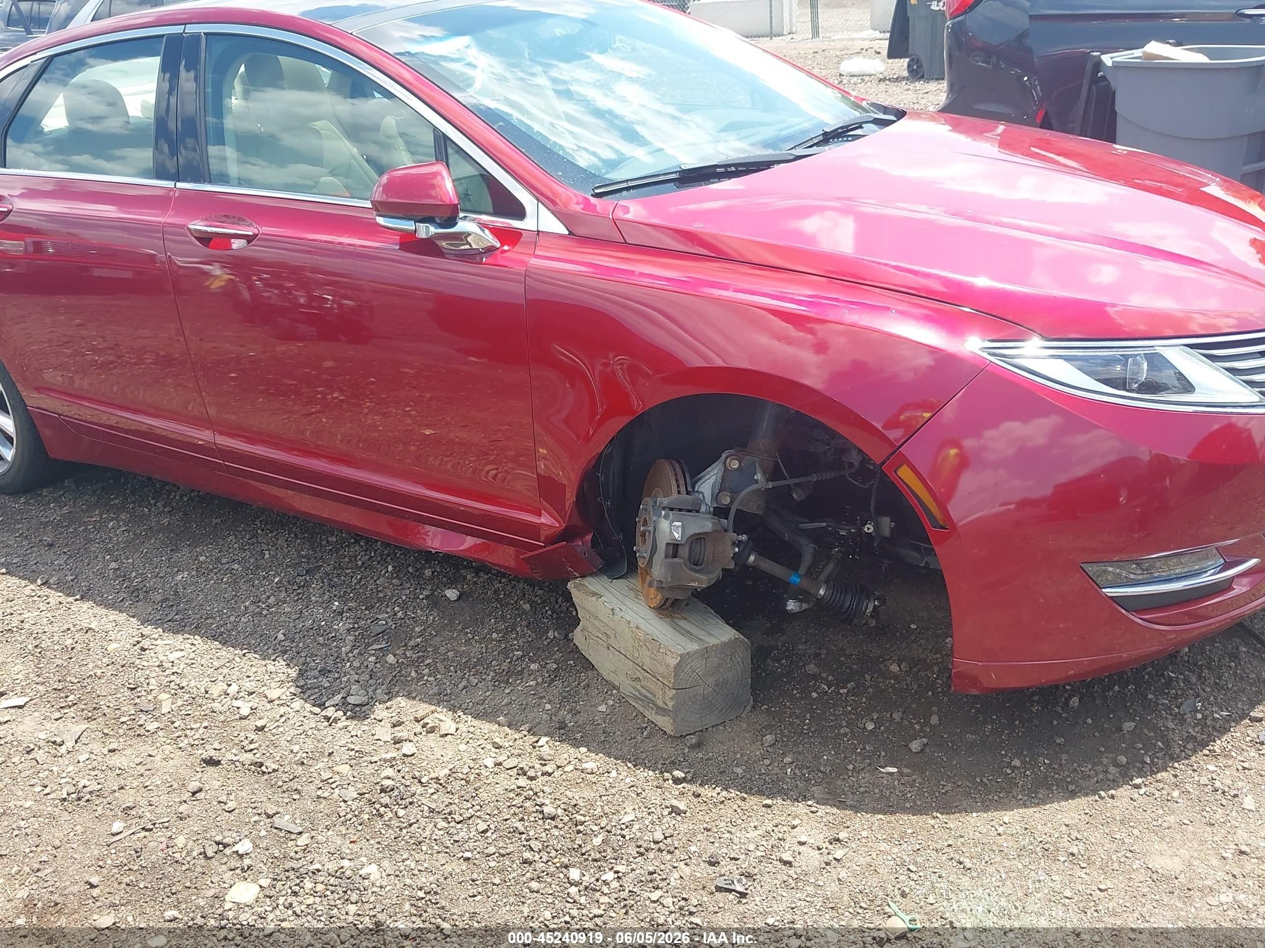 2014 Lincoln Mkz   Red vin: 3LN6L2G9XER811082