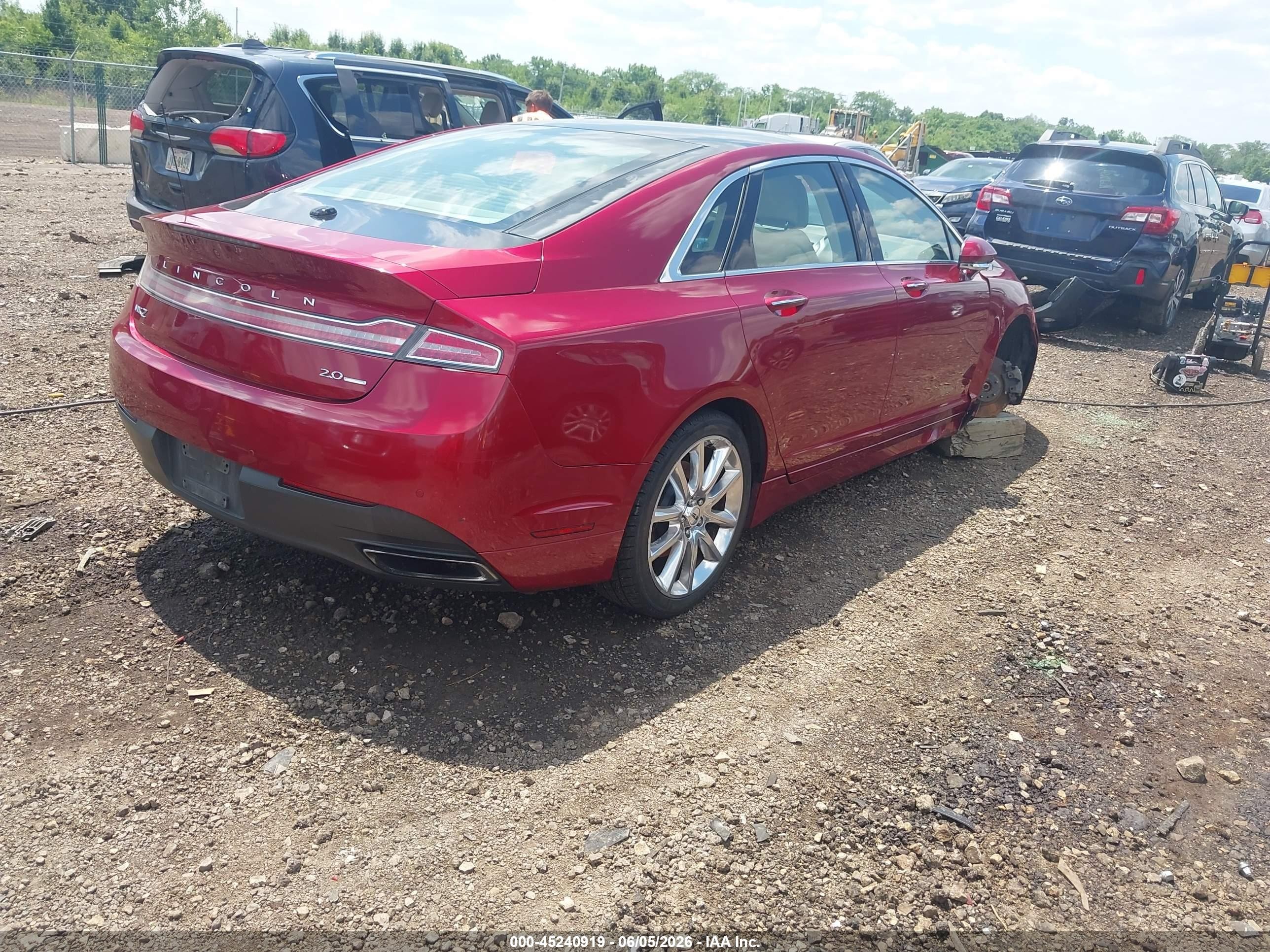 2014 Lincoln Mkz   Red vin: 3LN6L2G9XER811082