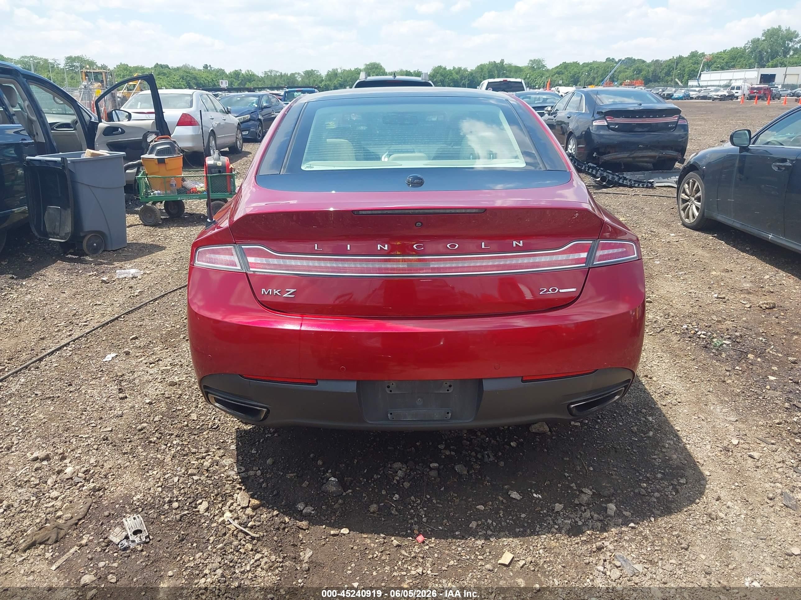 2014 Lincoln Mkz   Red vin: 3LN6L2G9XER811082