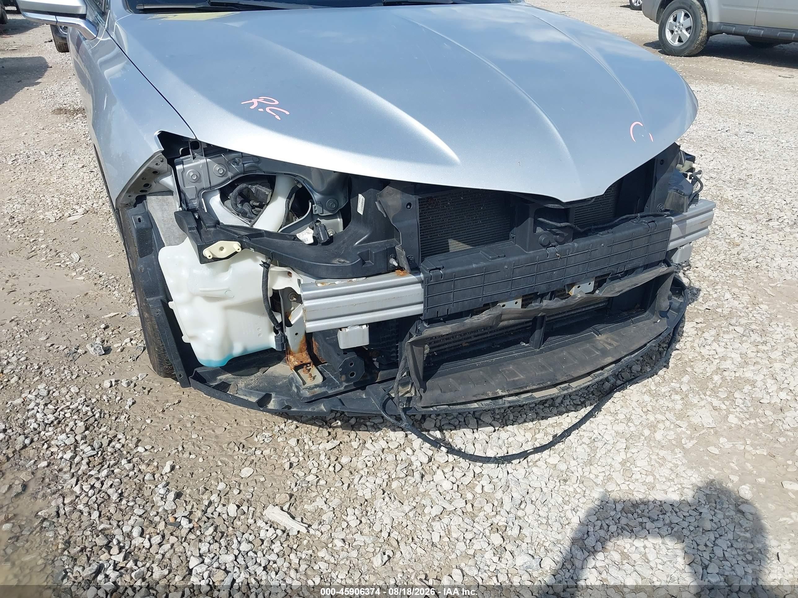 2014 Lincoln Mkz   Silver vin: 3LN6L2G9XER830893