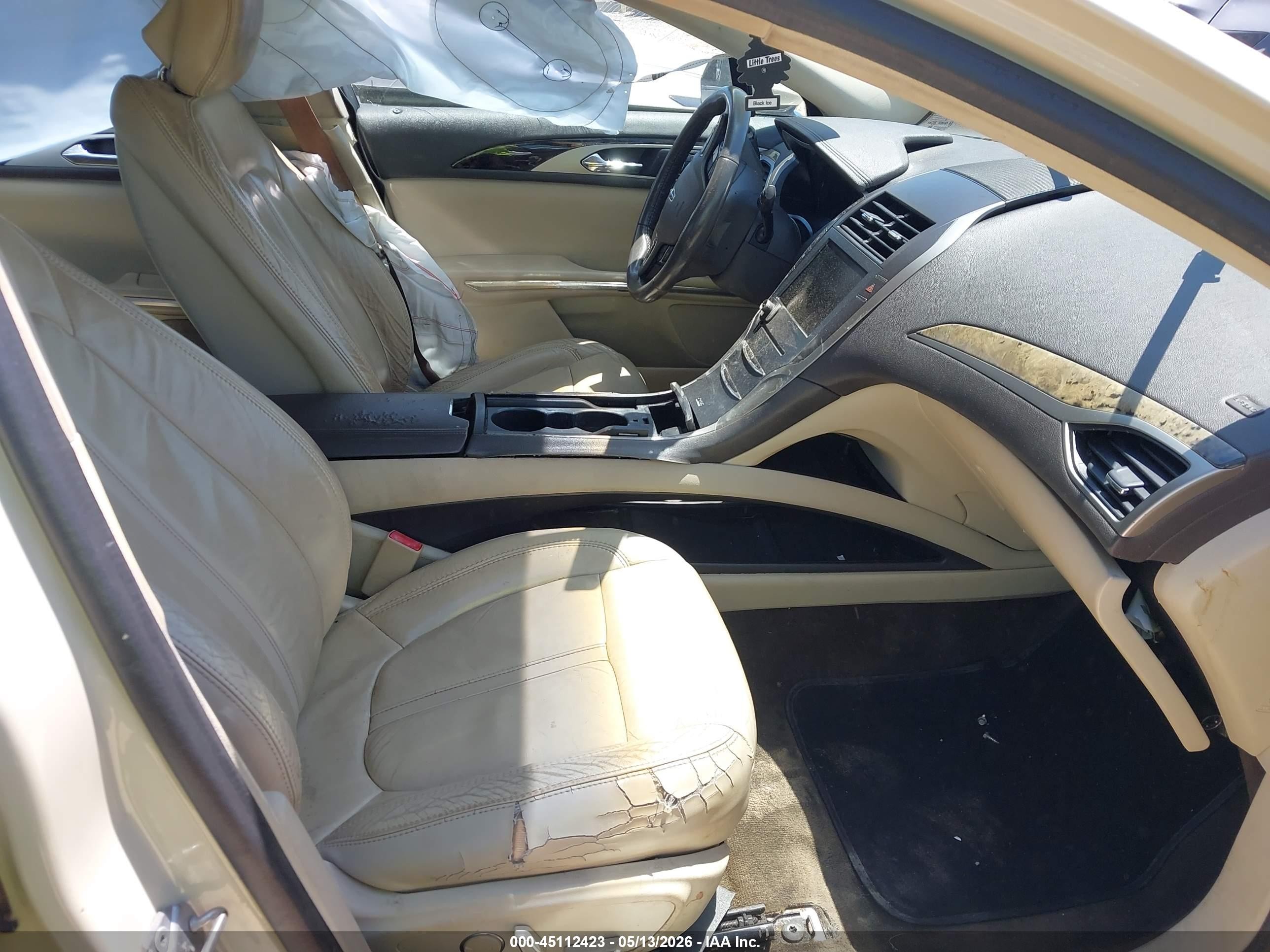 2014 Lincoln Mkz Beige vin: 3LN6L2G9XER835320