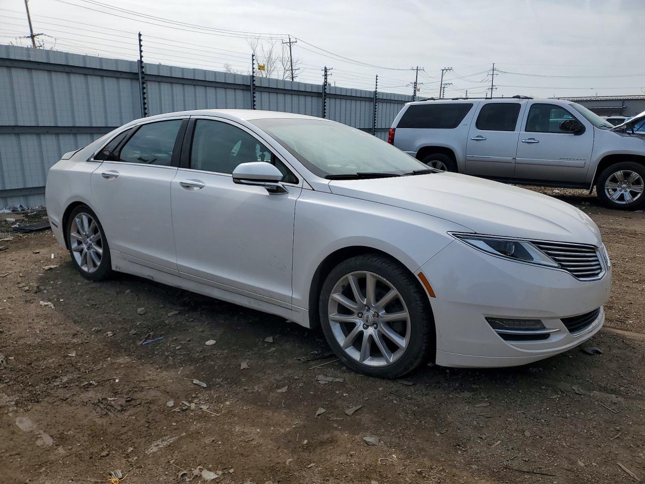 2015 Lincoln Mkz Белый vin: 3LN6L2G9XFR619176