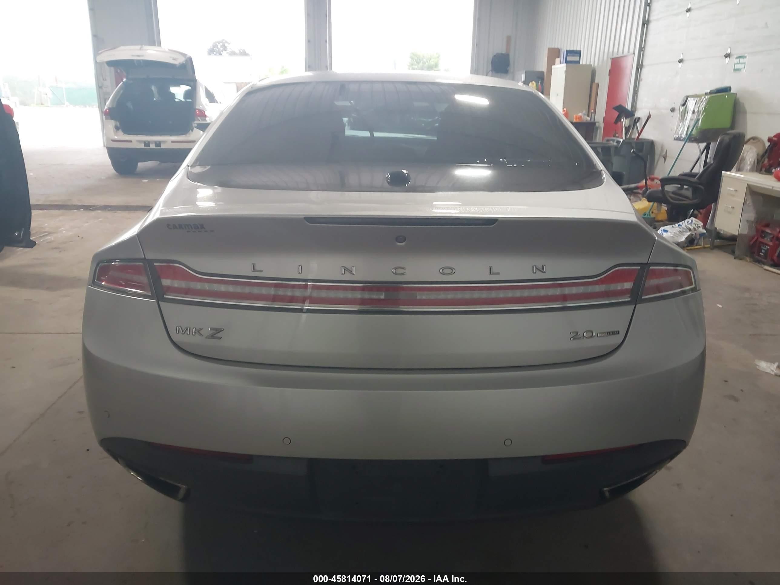 2015 Lincoln Mkz   Серебряный vin: 3LN6L2G9XFR619243