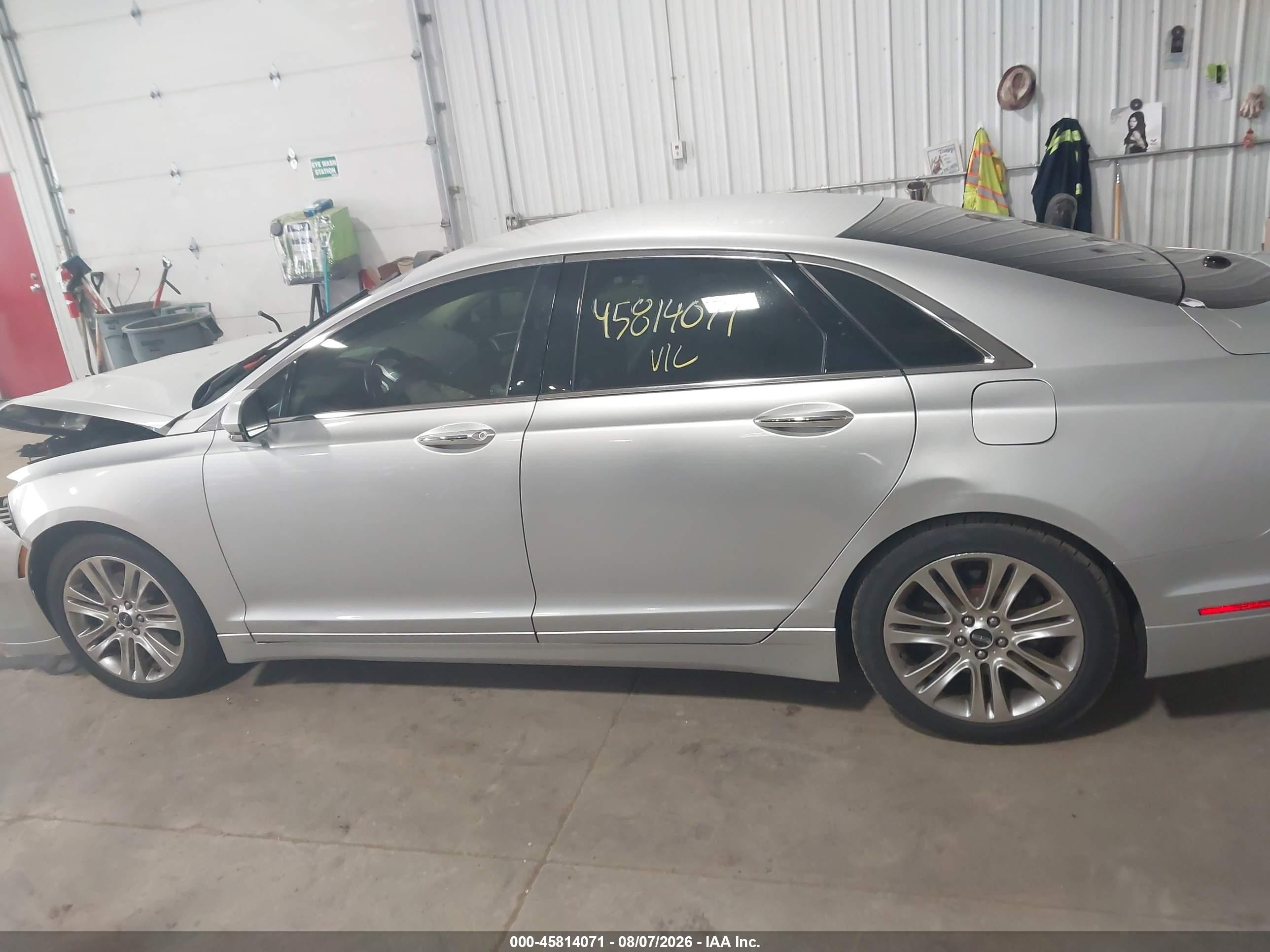 2015 Lincoln Mkz   Серебряный vin: 3LN6L2G9XFR619243